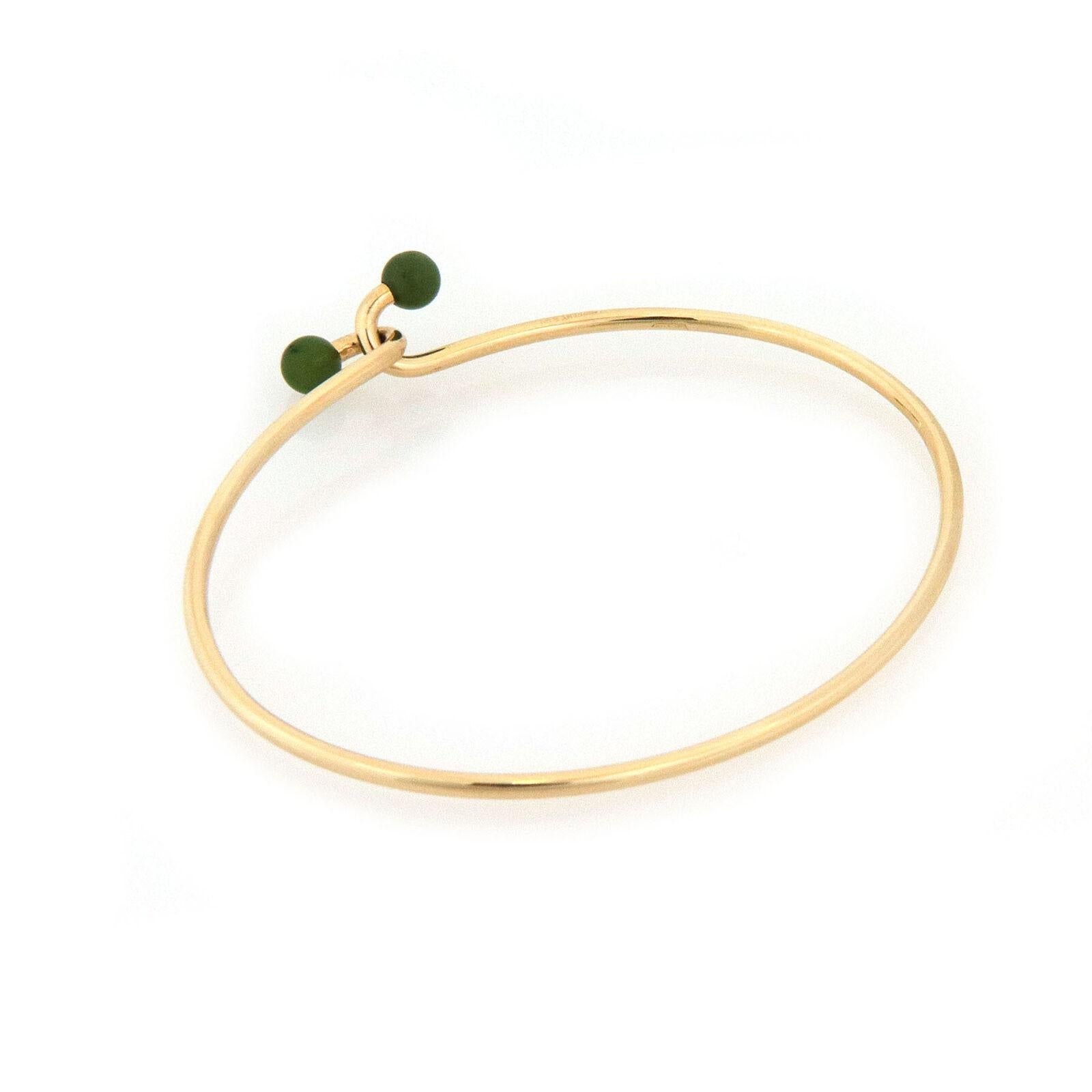Modern Vintage Tiffany & Co. Jade 14k Yellow Gold Wire Hook Bangle For Sale