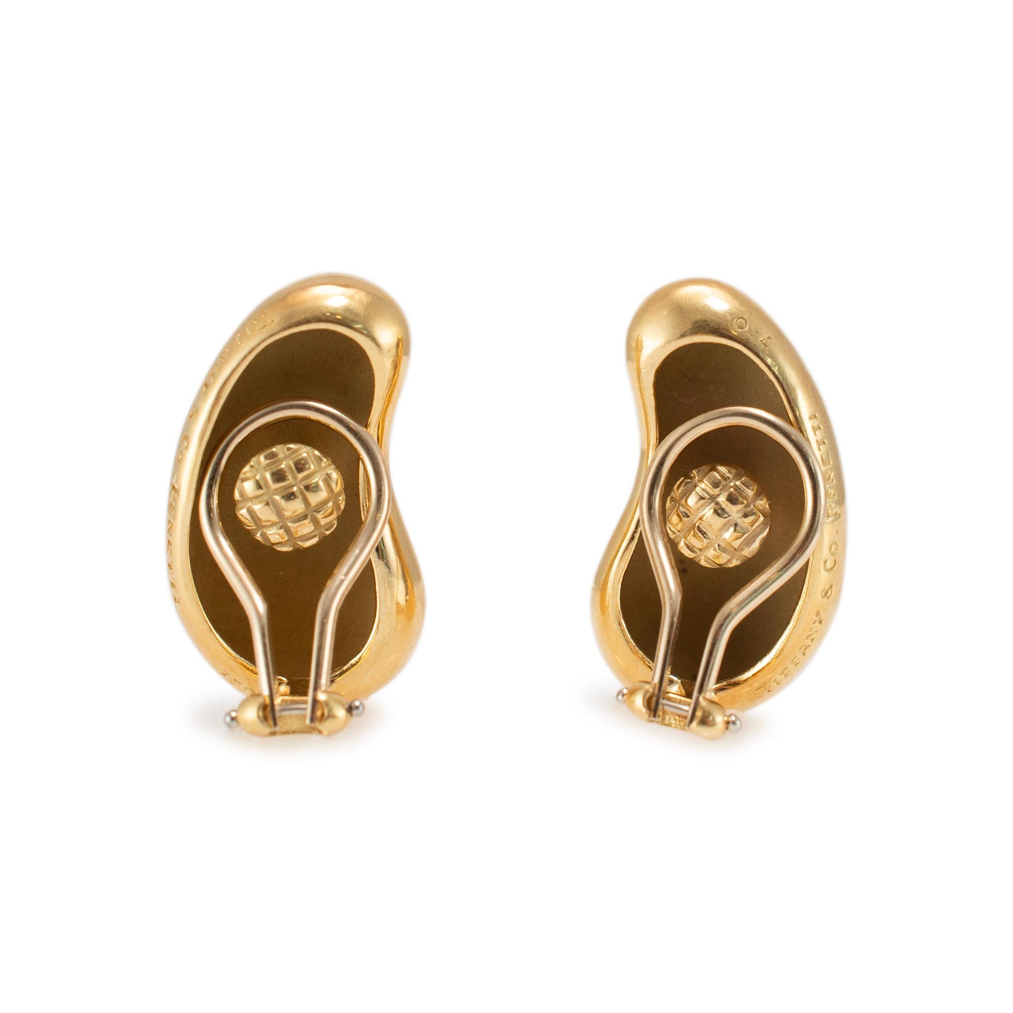 Donna Tiffany & Co. d'epoca. Orecchini a clip Elsa Peretti in oro giallo 18 carati da donna in vendita