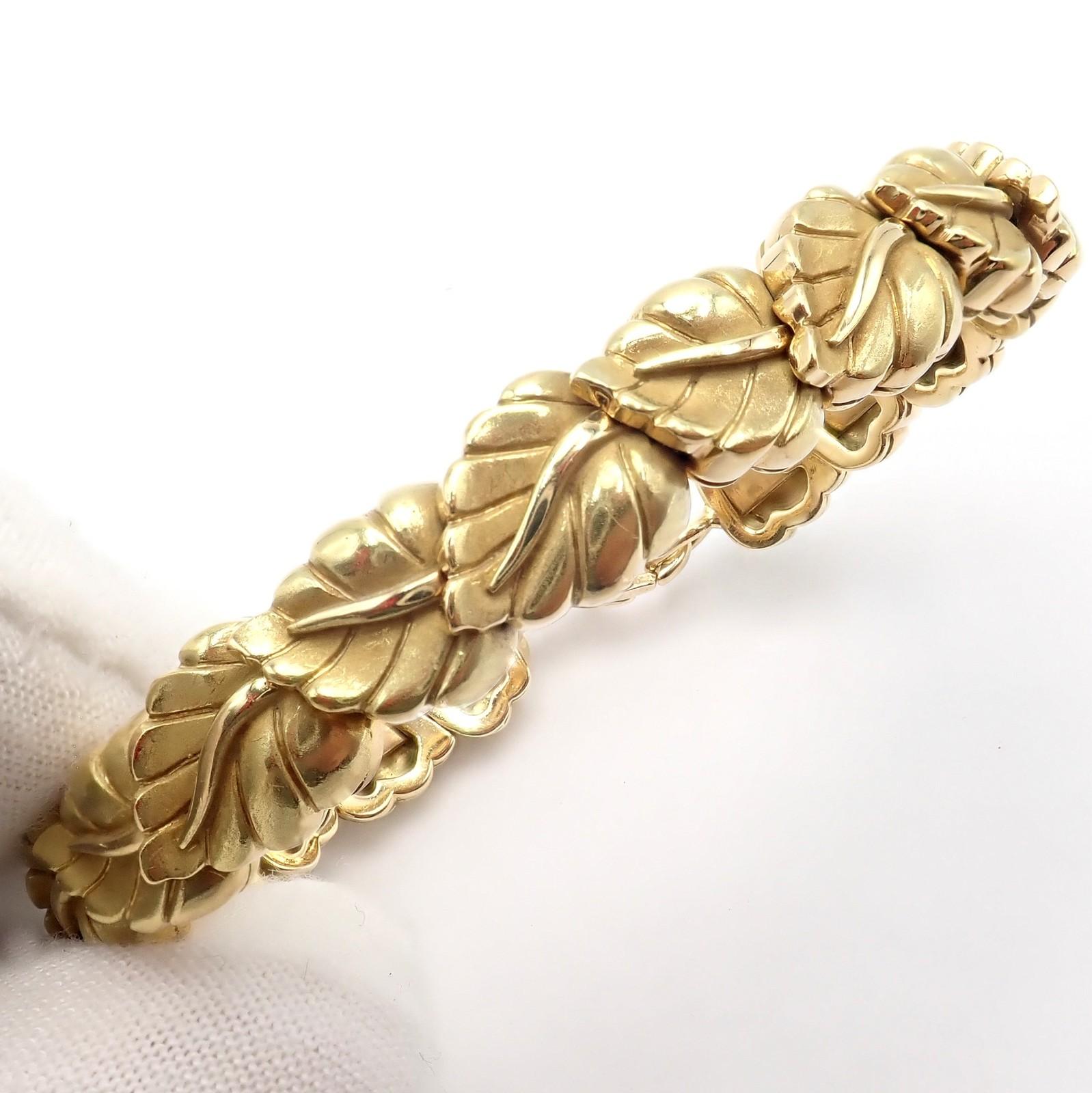Vintage Tiffany & Co Leaf Link Yellow Gold Bangle Bracelet For Sale 2
