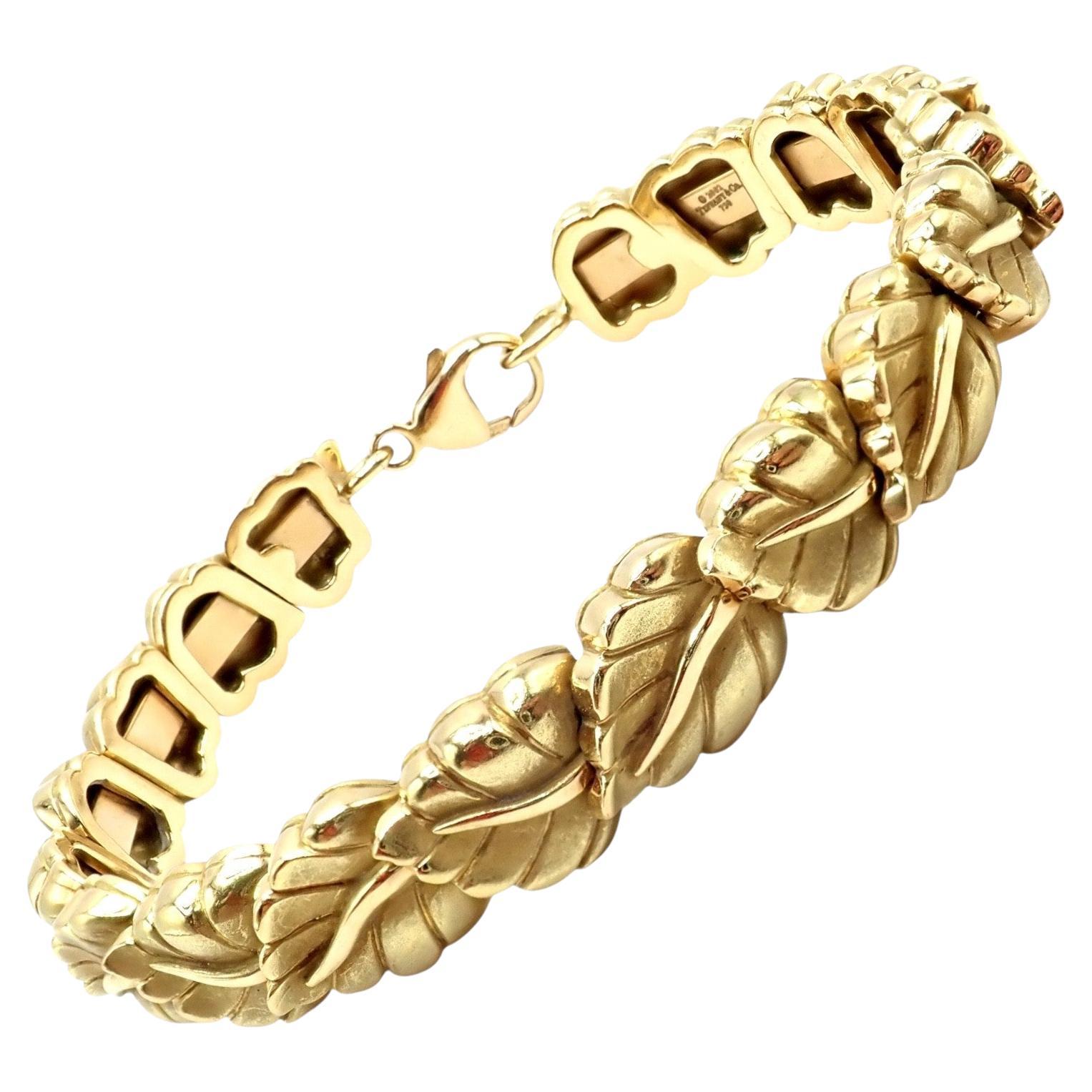Vintage Tiffany & Co Leaf Link Yellow Gold Bangle Bracelet For Sale