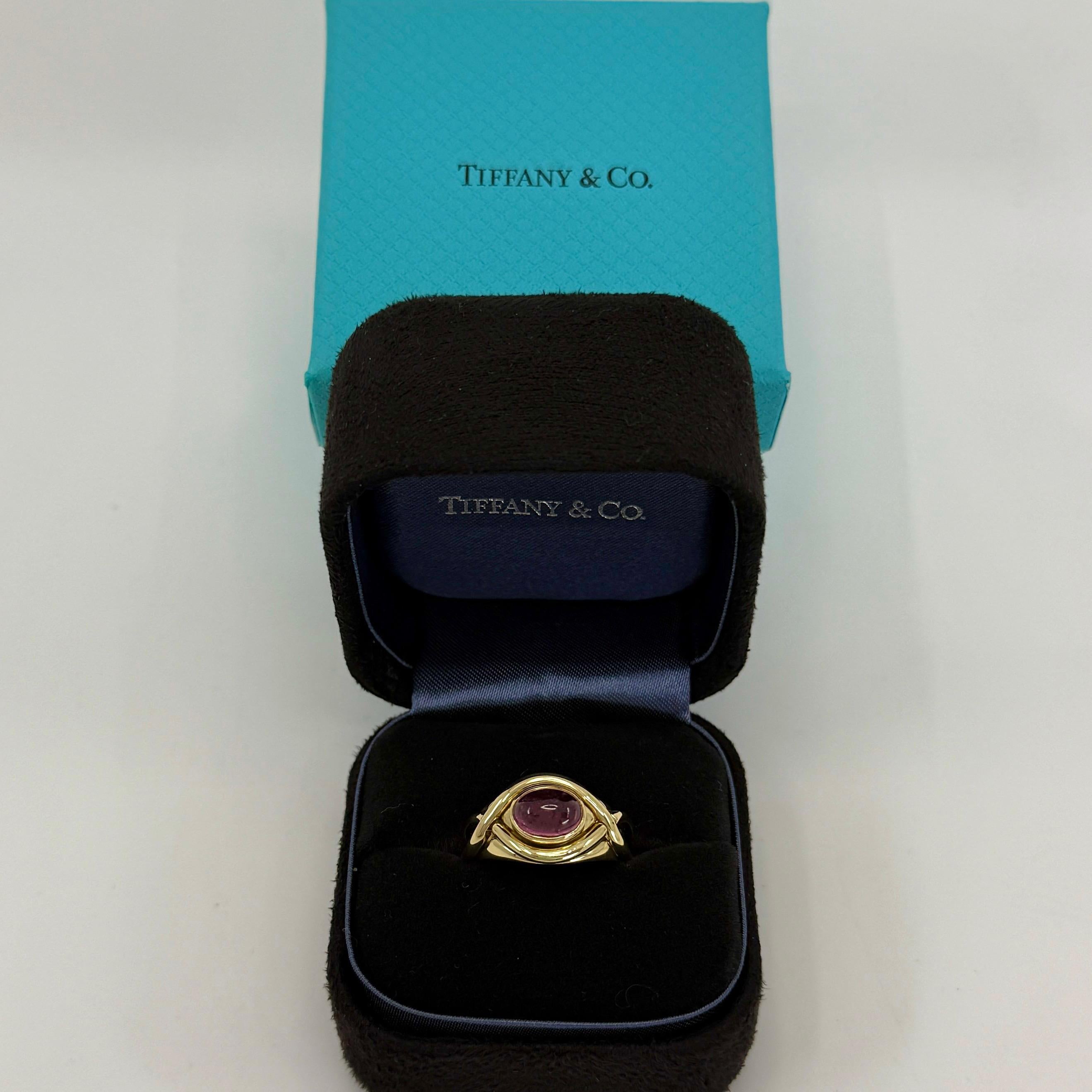 Vintage Tiffany & Co. Light Pink Tourmaline Oval 18k Yellow Gold Band Dome Ring For Sale 5