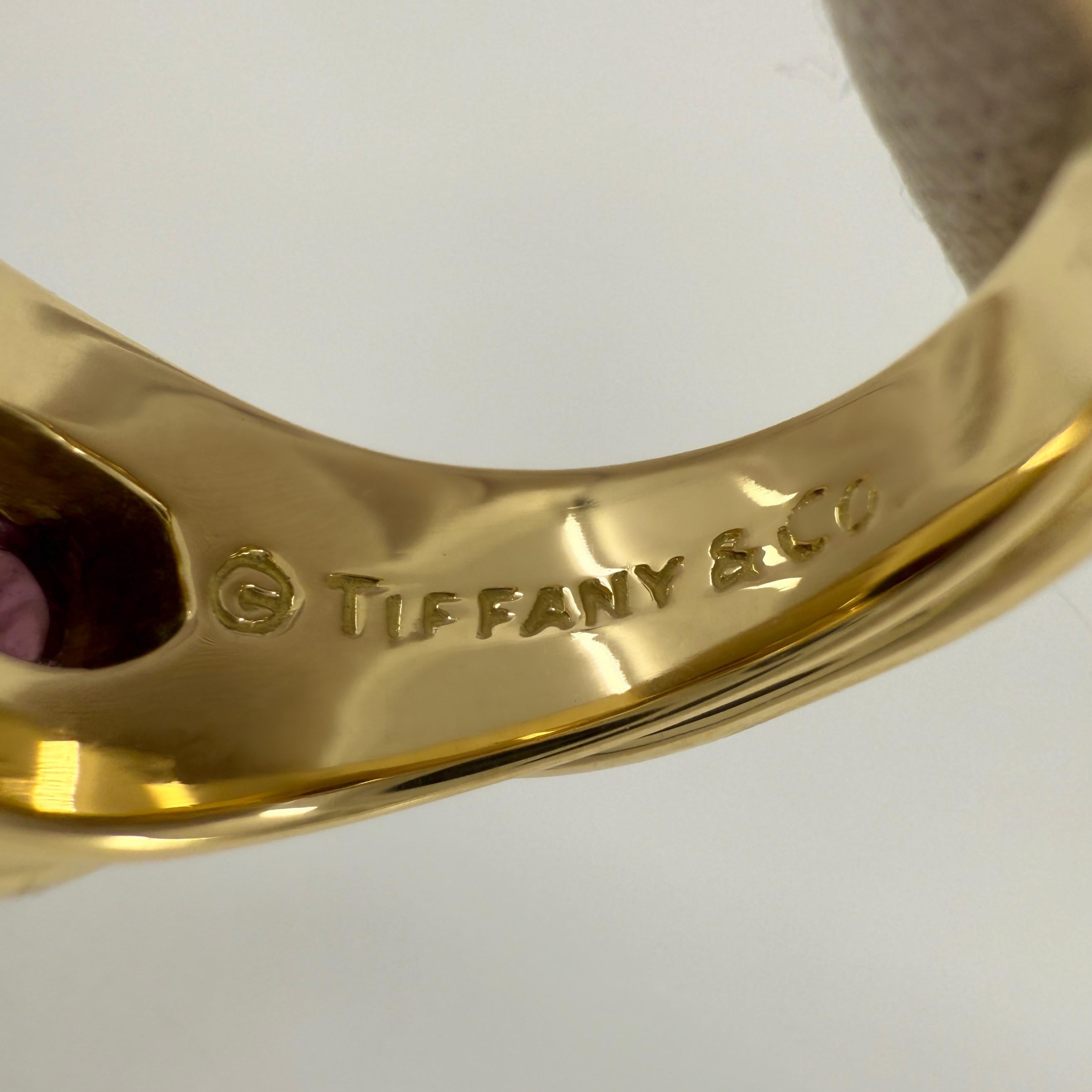 Vintage Tiffany & Co. Light Pink Tourmaline Oval 18k Yellow Gold Band Dome Ring For Sale 3