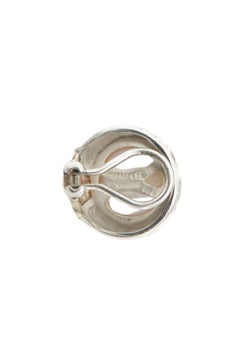 Vintage Tiffany & Co. Boucles d'oreilles à clip en métal mélangé, argent et or, avec perles de Mabe 90s