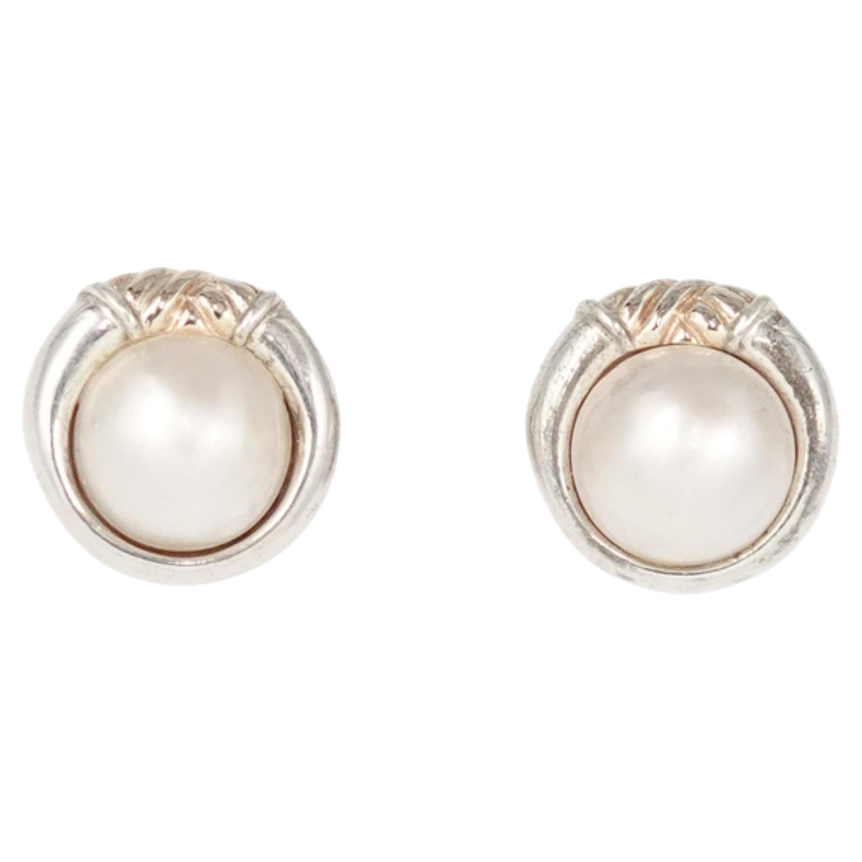 Vintage Tiffany & Co. Mixed Metal Silver & Gold Mabe Pearl Clip Earrings 90s For Sale