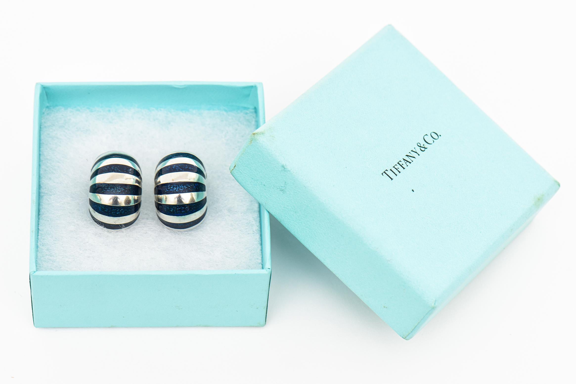 Vintage Tiffany & Co. Navy Blue Enamel And Sterling Silver Lever Back Earrings For Sale 4