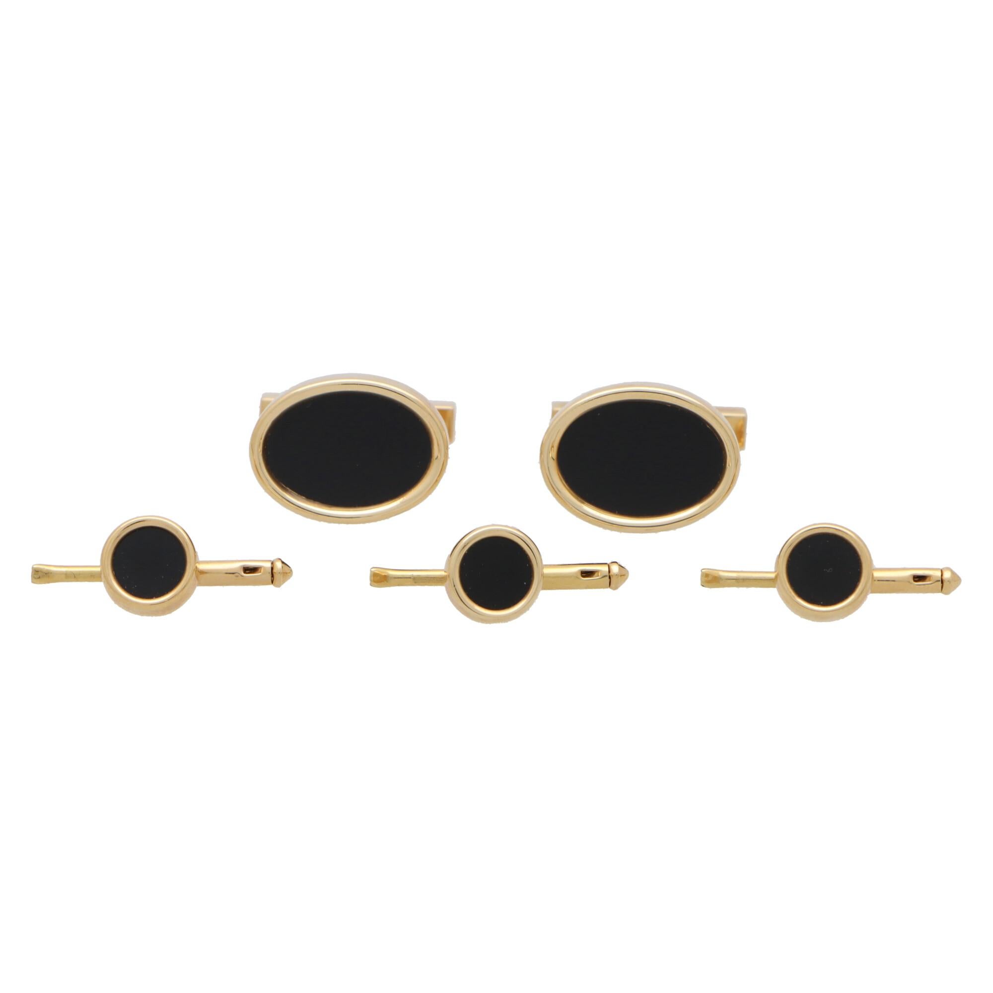 Vintage Tiffany & Co. Onyx Cufflink and Stud Dress Set in 14k Yellow Gold In Excellent Condition In London, GB