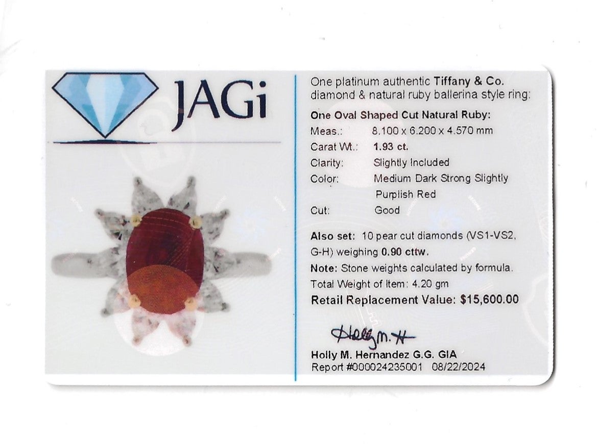 Vintage Tiffany & Co. Anillo Halo de Rubí Corte Oval y Diamante Pera en Platino en venta 7