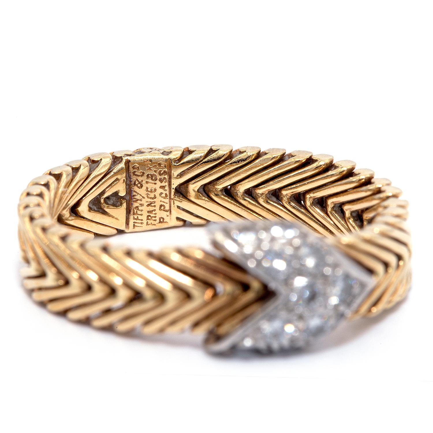 Women's or Men's Vintage Tiffany & Co. Paloma Picasso 18 Karat Diamond Ring For Sale