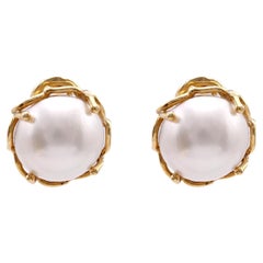 Vintage Tiffany 
Co Pearl 18K Yellow Gold Clip On Earrings