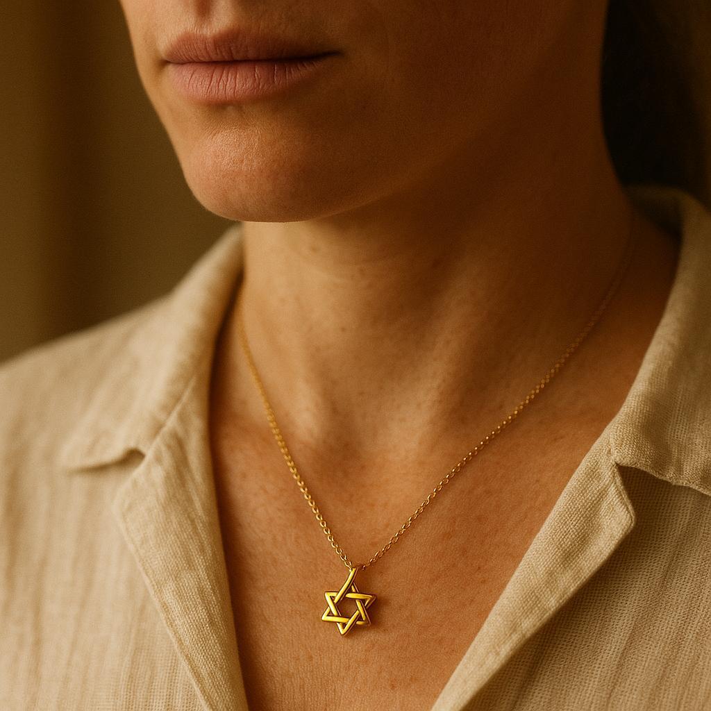 Vintage Tiffany & Co. Pendentif Peretti étoile de David en or 18k Bon état - En vente à New York, NY