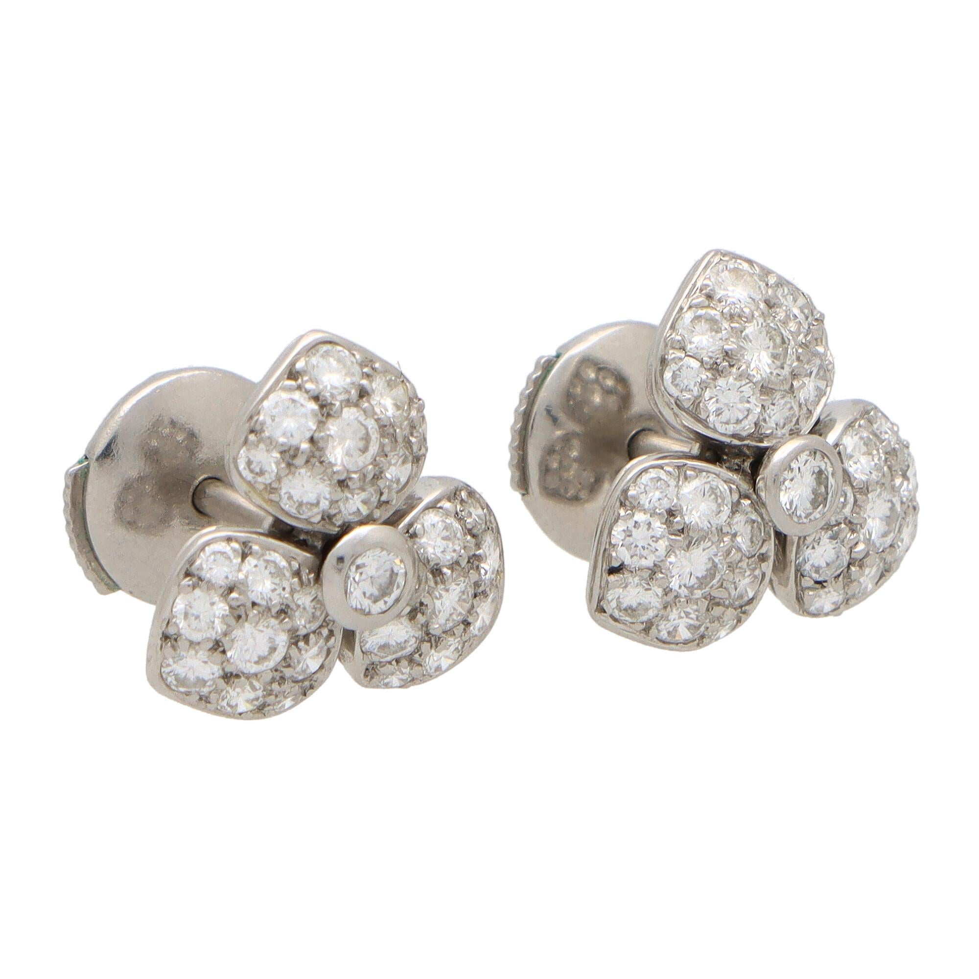 earrings location