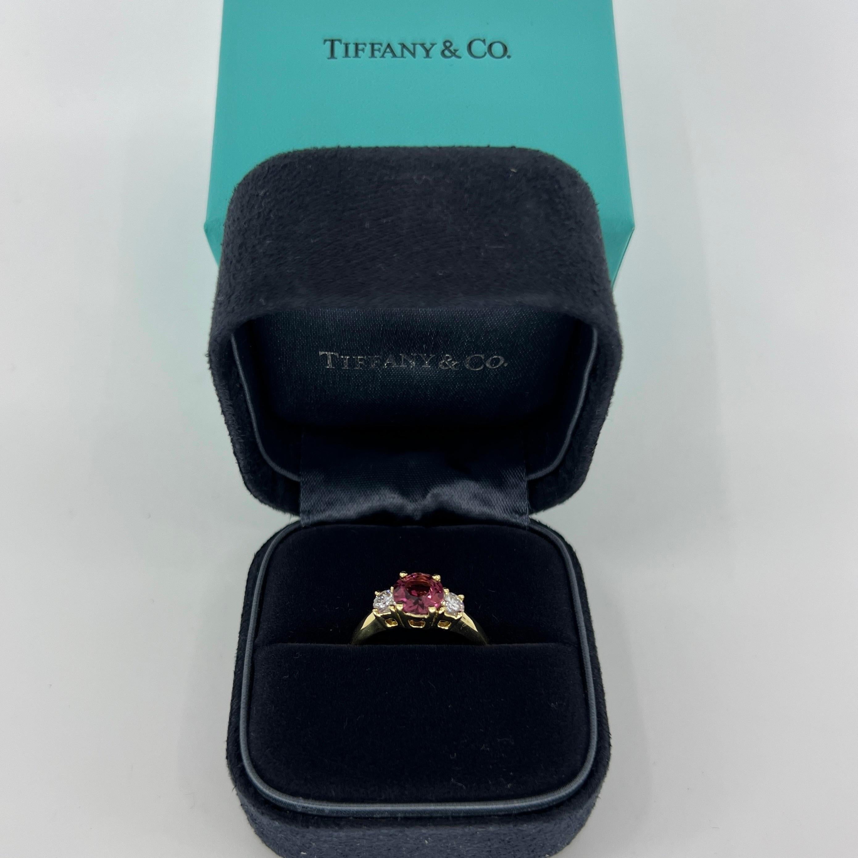Women's or Men's Vintage Tiffany & Co Pink Tourmaline & Diamond 18k Yellow Gold Three Stone Ring