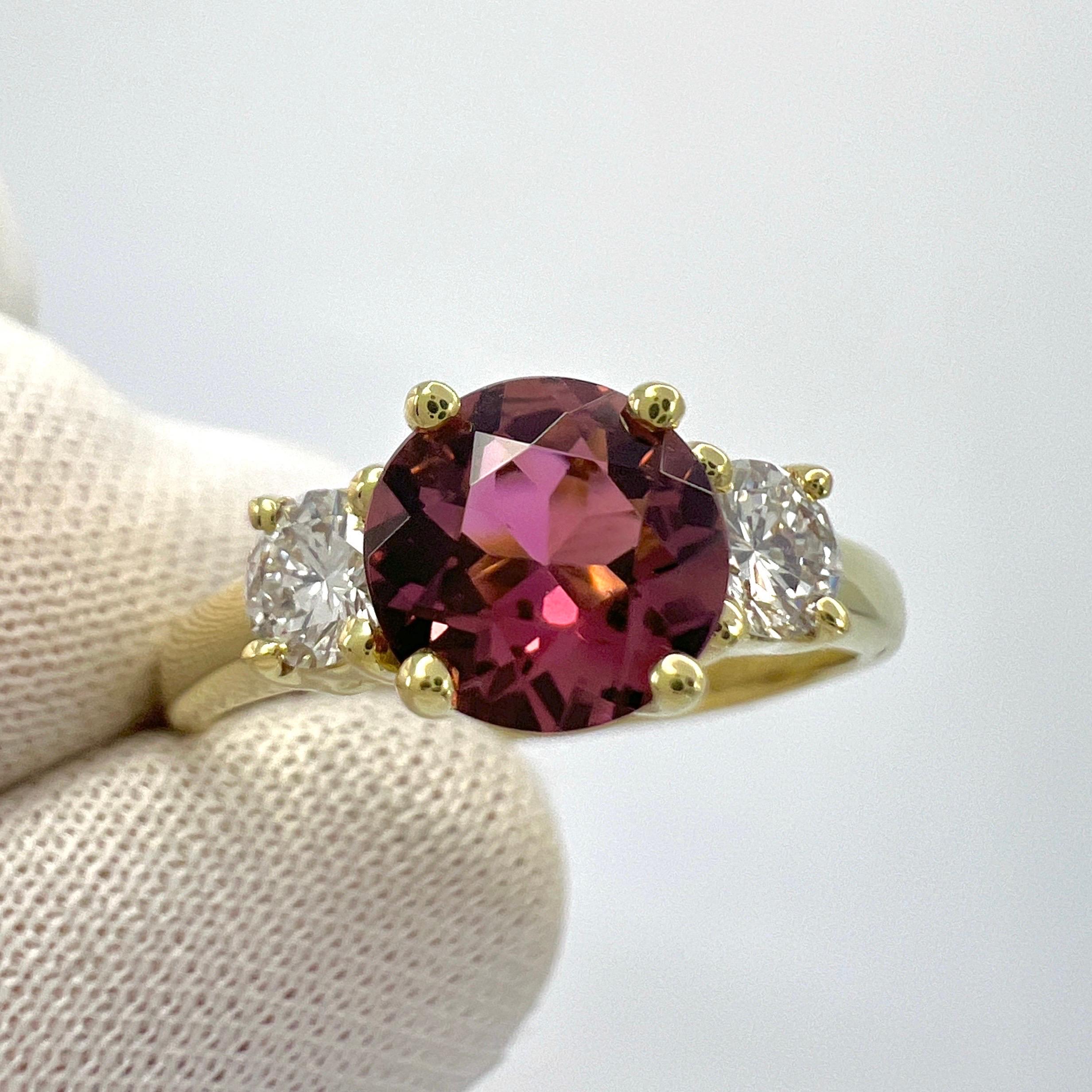 Vintage Tiffany & Co Pink Tourmaline & Diamond 18k Yellow Gold Three Stone Ring 3