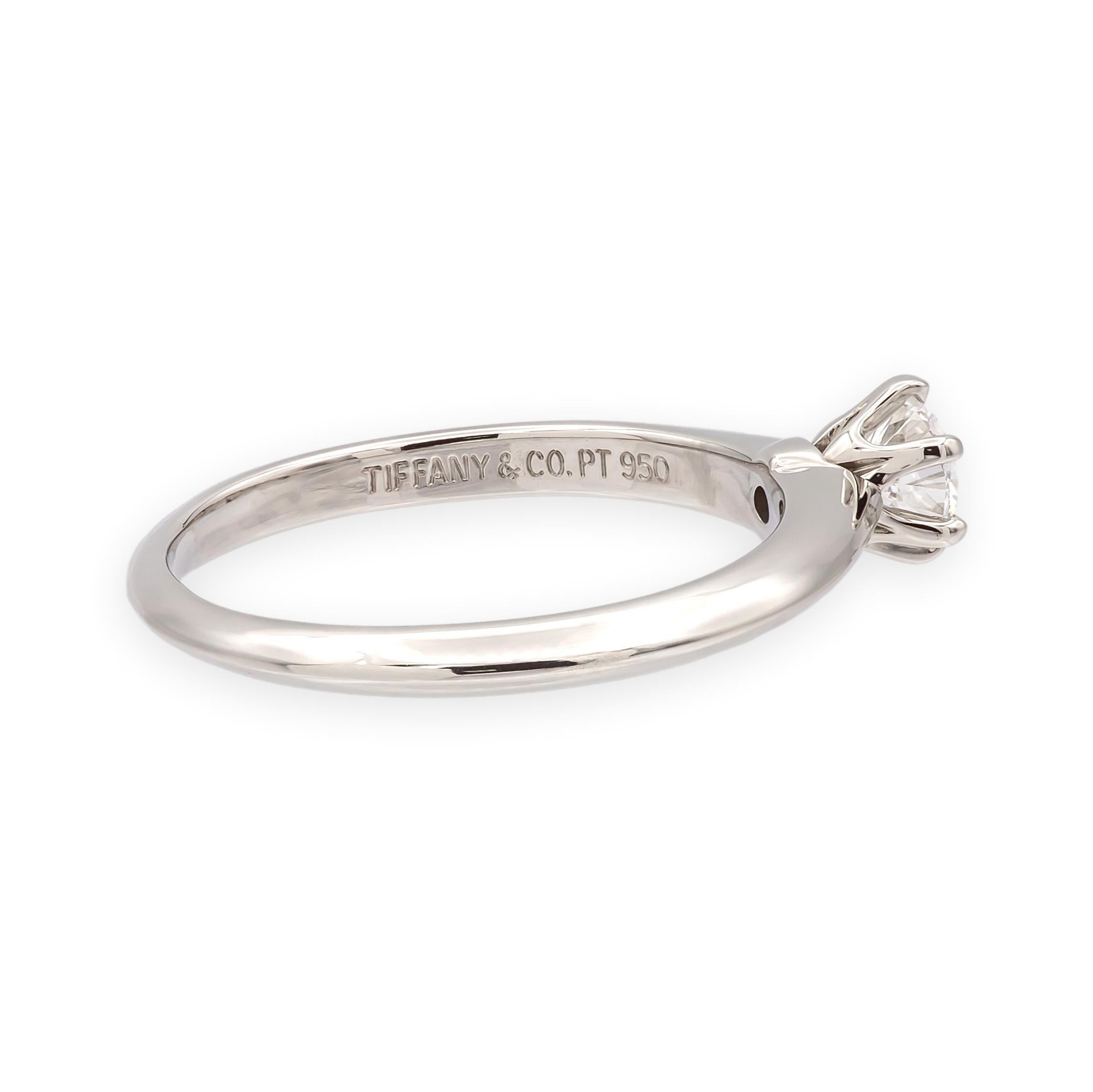 Weinlese Tiffany & Co. Platin .27 ct E VVS1 Diamant Solitär Verlobungsring im Zustand „Hervorragend“ im Angebot in New York, NY