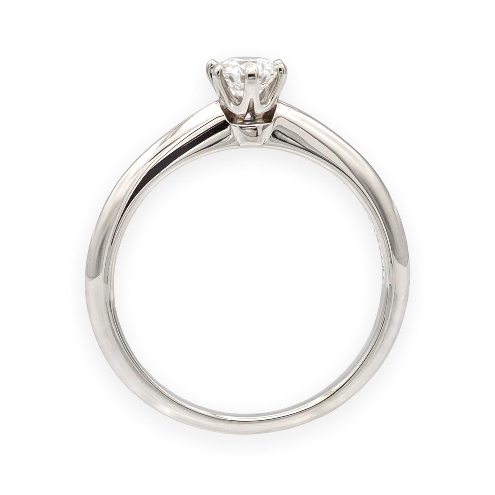 Weinlese Tiffany & Co. Platin .27 ct E VVS1 Diamant Solitär Verlobungsring Damen im Angebot
