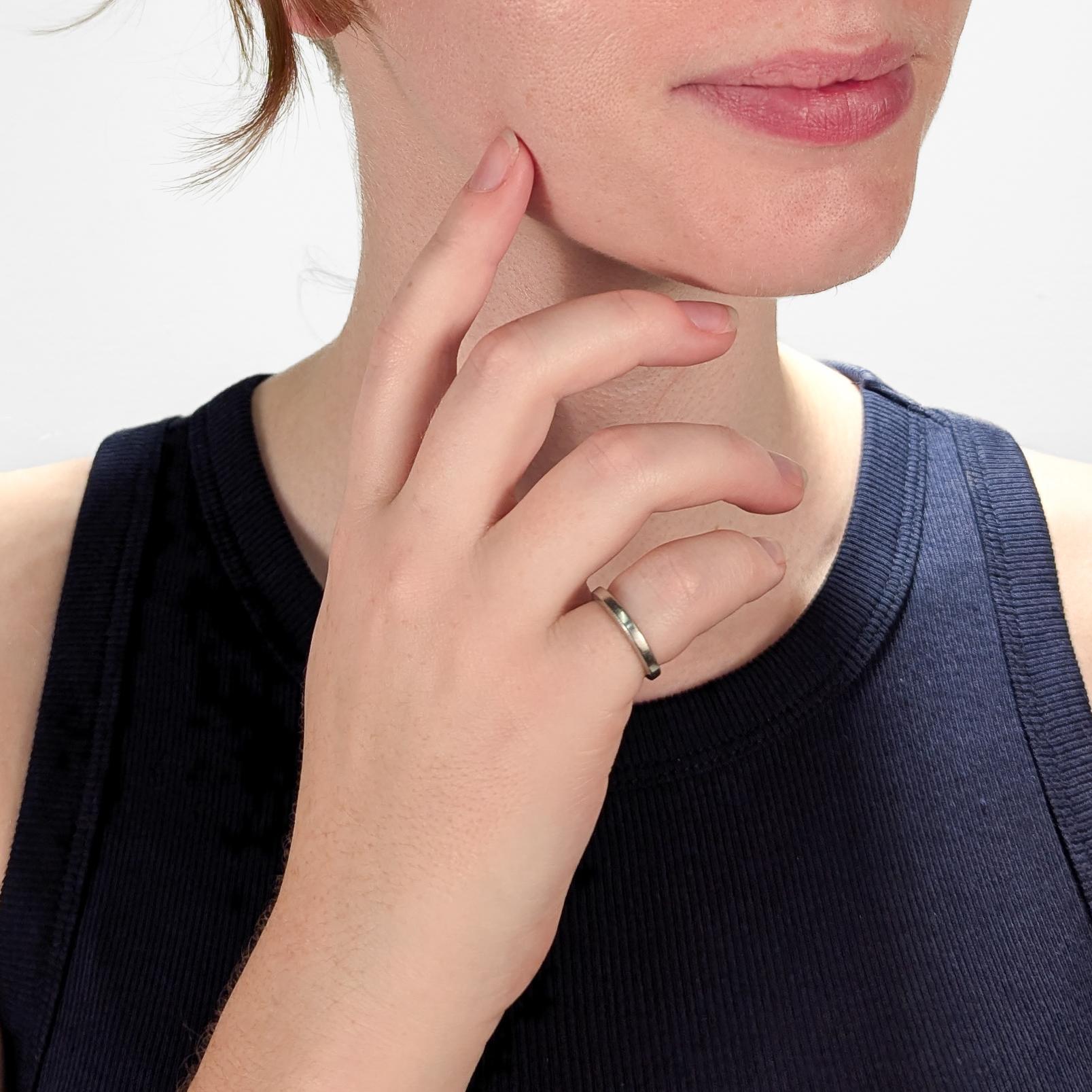 A very fine Tiffany & Co. ring.

In the form of a square-shape platinum band.

Together with its original jewelry pouch.

Simply a wonderful Tiffany & Co. Ring!

Date:
20th Century

Overall Condition:
It is in overall good, as-pictured, used estate