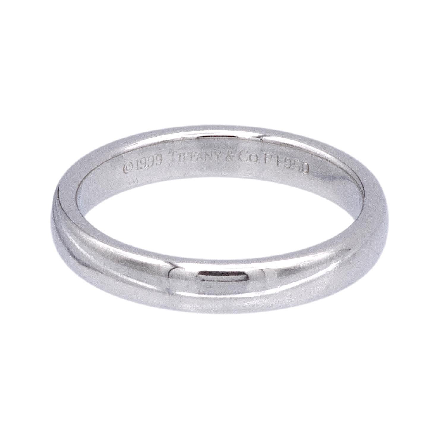 Vintage Tiffany & Co. Platinum Classic 3 mm Wedding Band Ring Size 4.5 For Sale 4