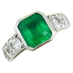 Vintage Tiffany & Co. Platinum Emerald Diamond Ring