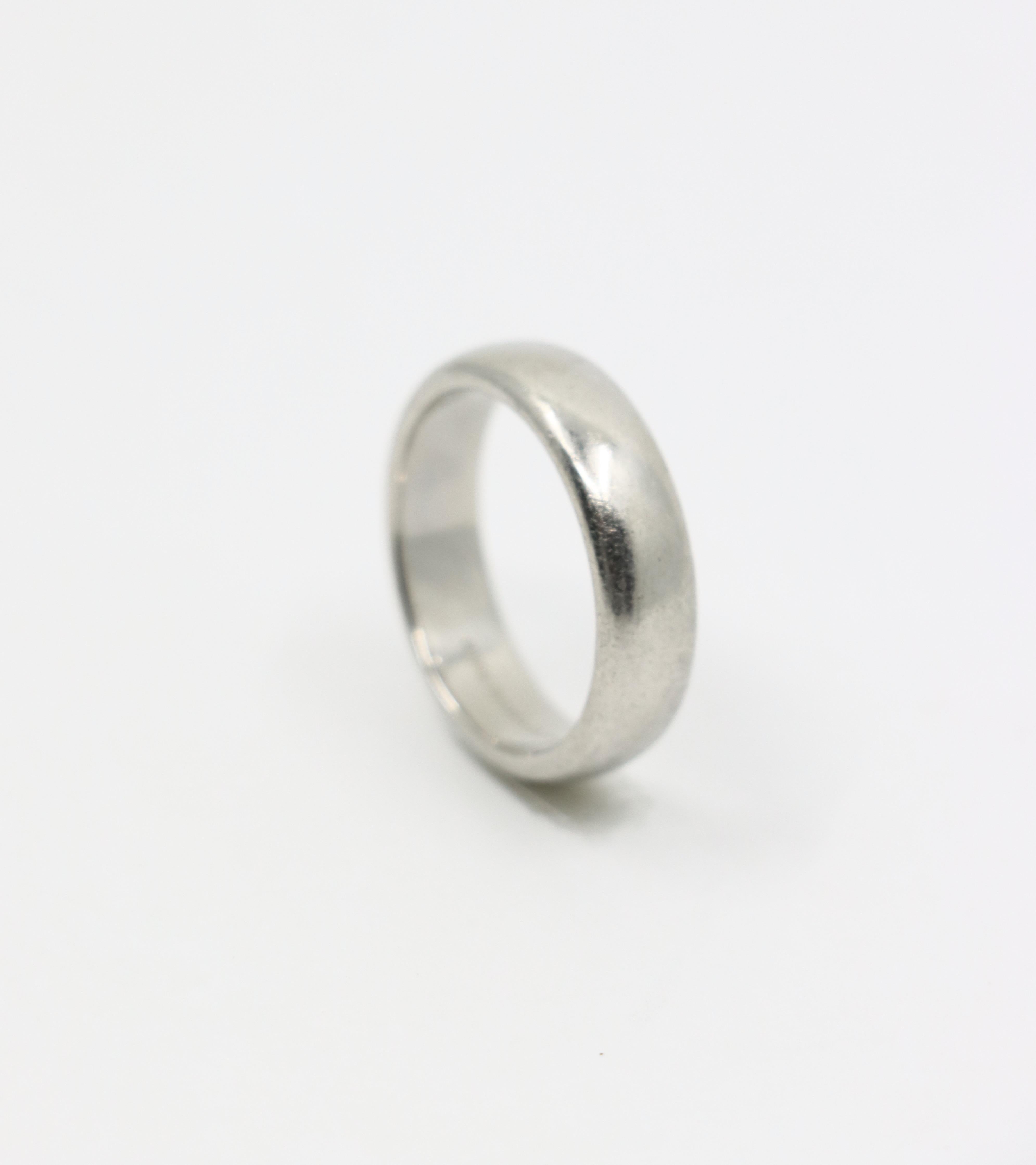 Vintage Tiffany & Co. Platinum Ring For Sale 6