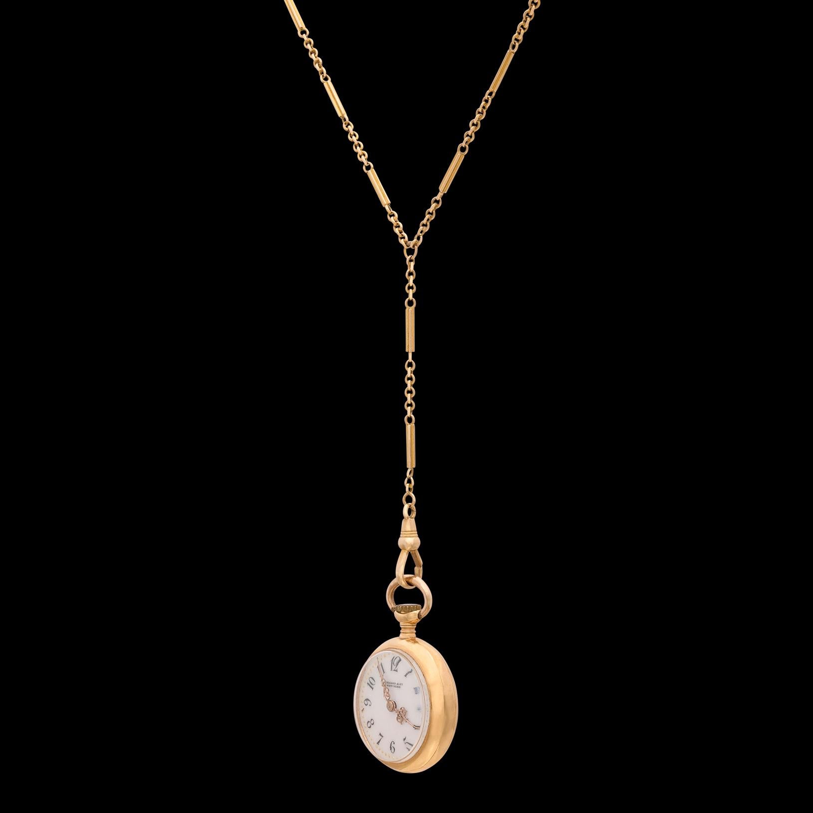 Vintage Tiffany & Co. Montre de poche sur longue chaîne en or en vente 3