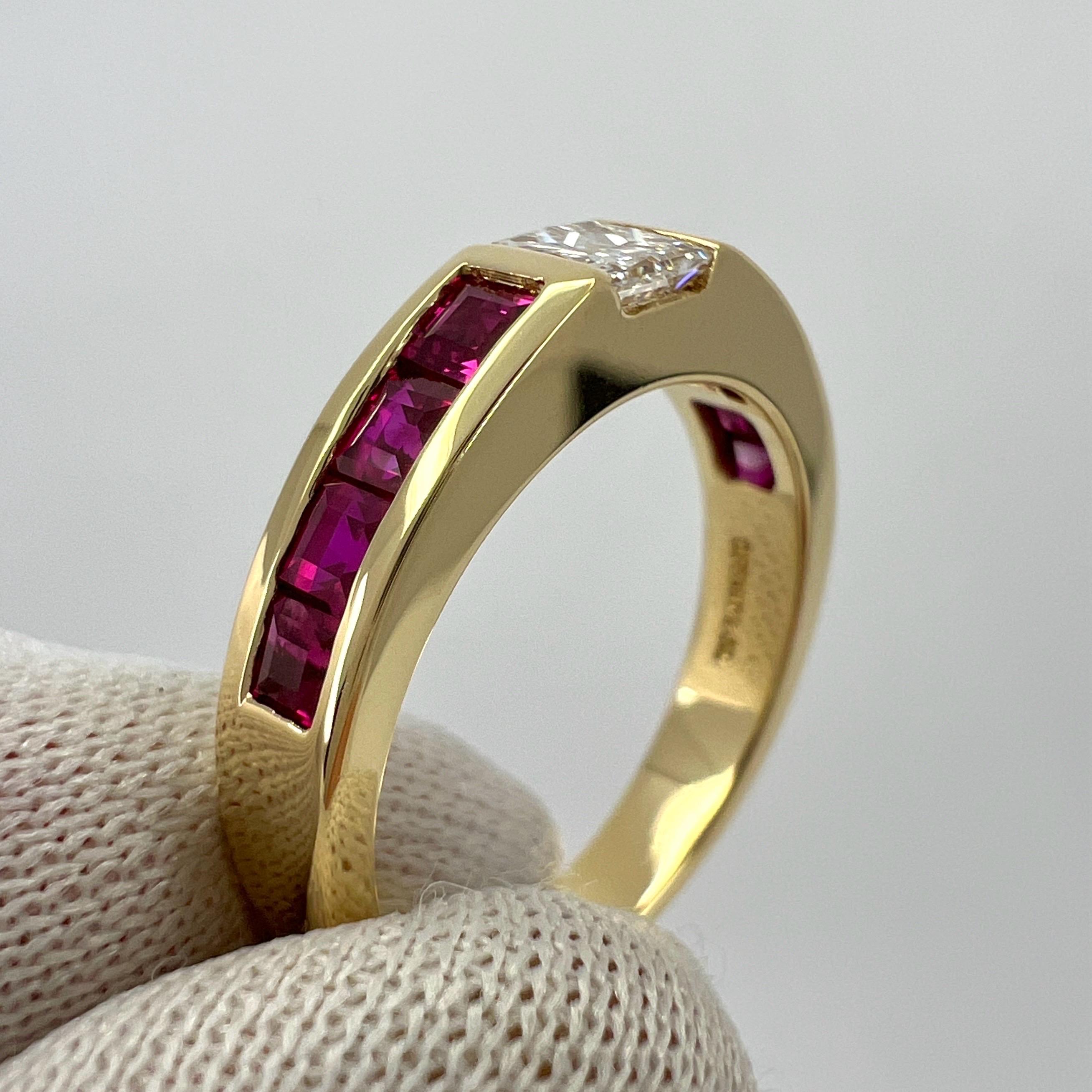 Vintage Tiffany & Co. Anillo de oro amarillo de 18k con diamante talla princesa y rubí rojo 2