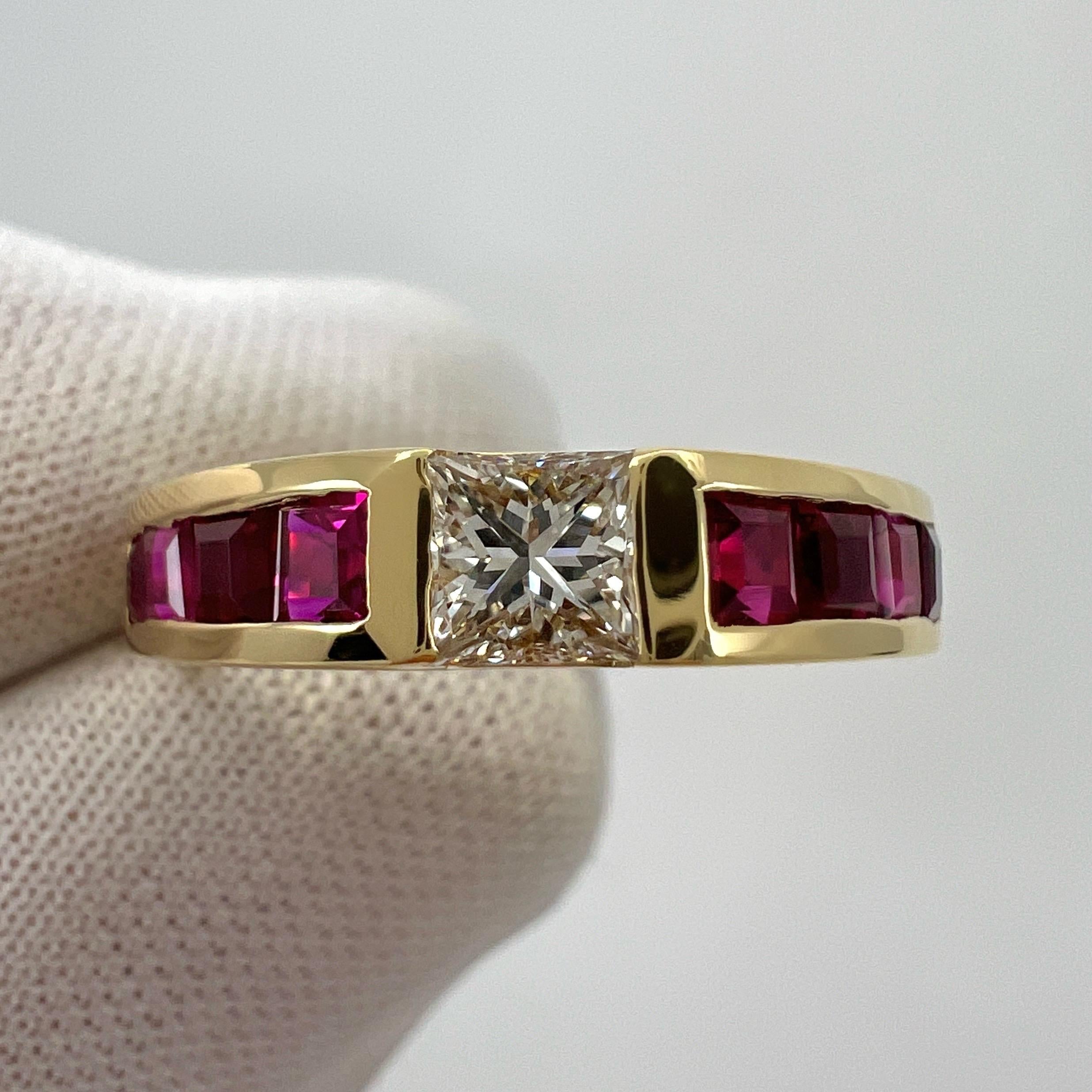 Vintage Tiffany & Co. Anillo de oro amarillo de 18k con diamante talla princesa y rubí rojo 4