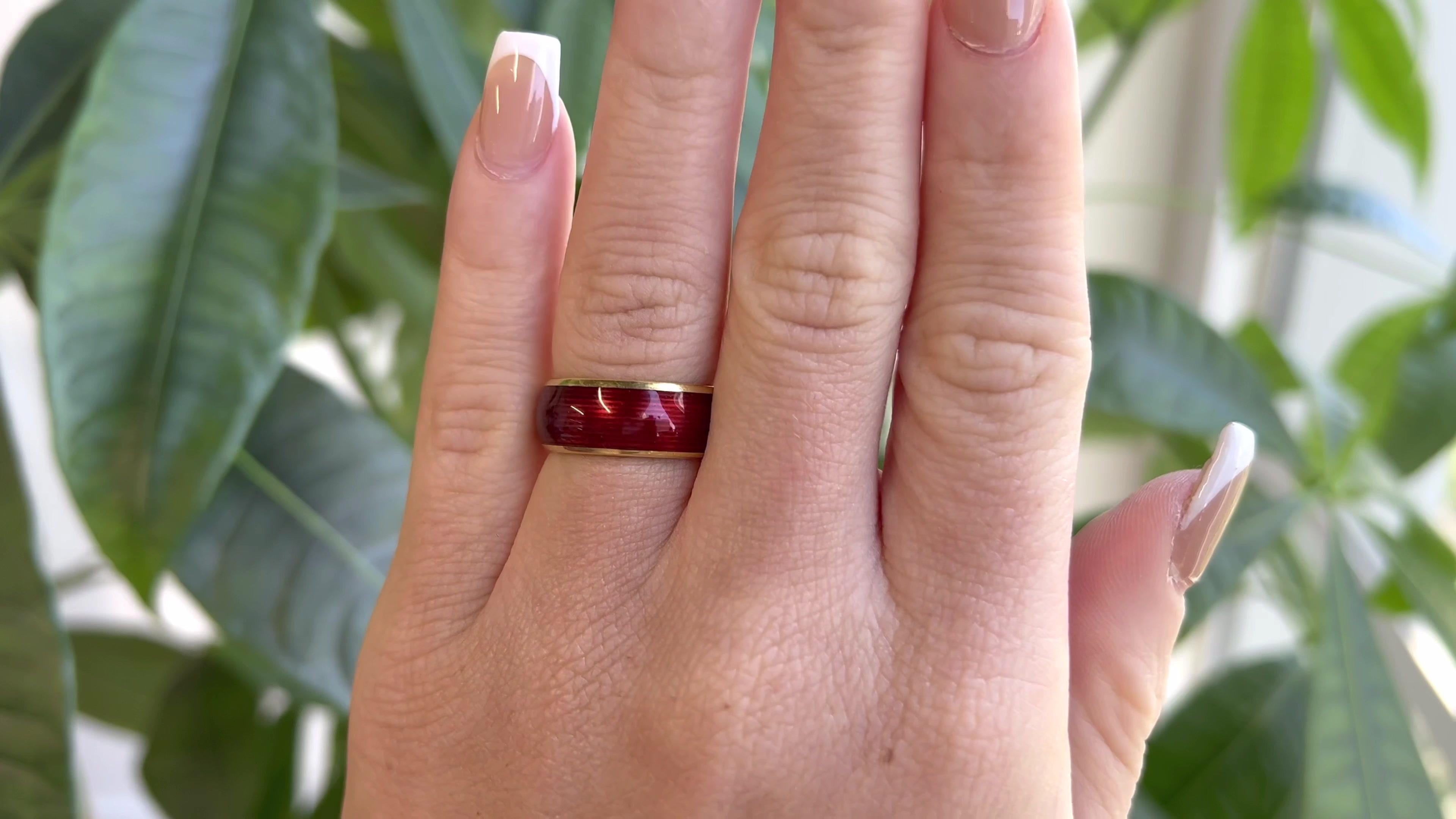 Vintage Tiffany & Co. Red Enamel 18 Karat Gold Band In Excellent Condition In Beverly Hills, CA