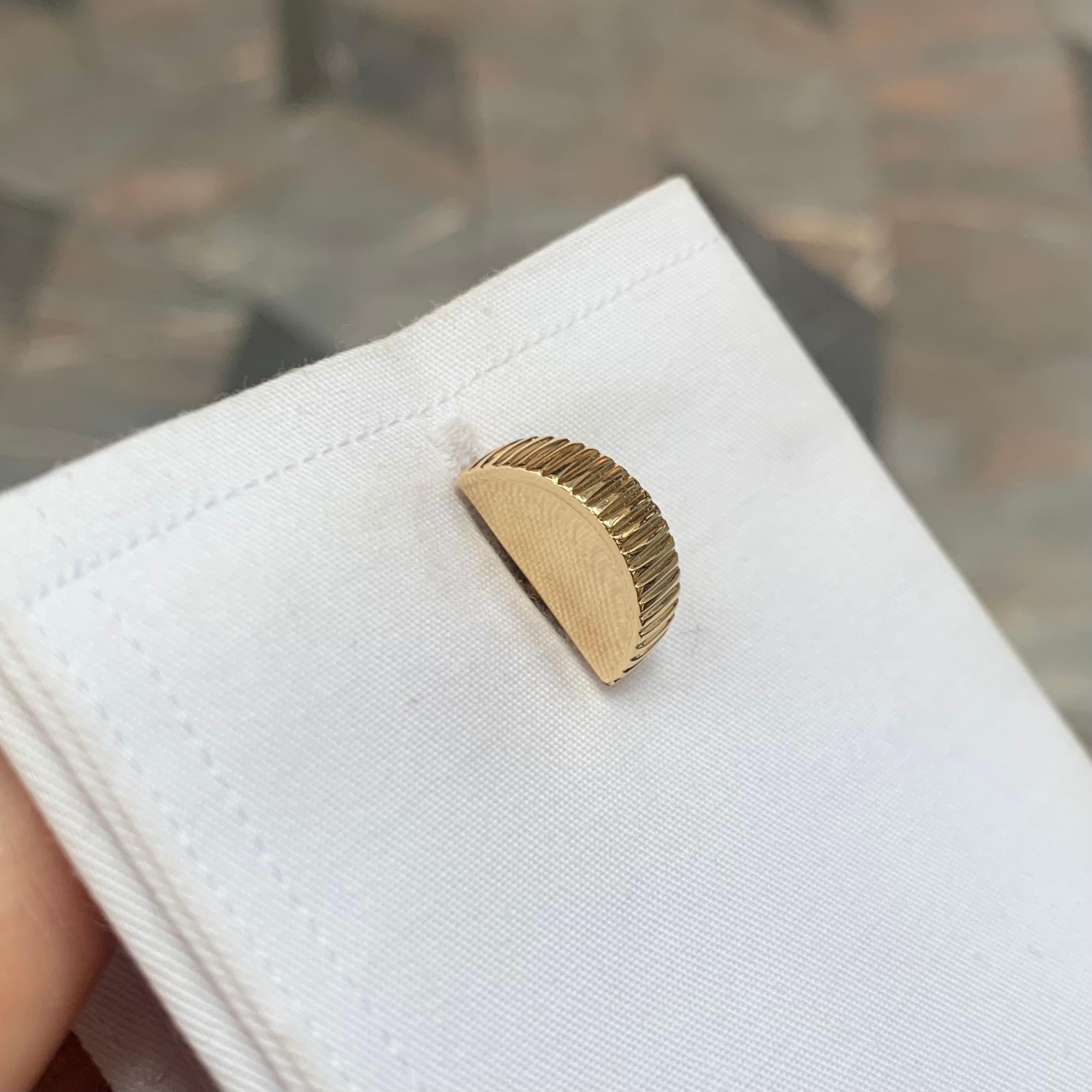 Vintage Tiffany & Co. Retro Cufflinks in Solid 18k Yellow Gold 2