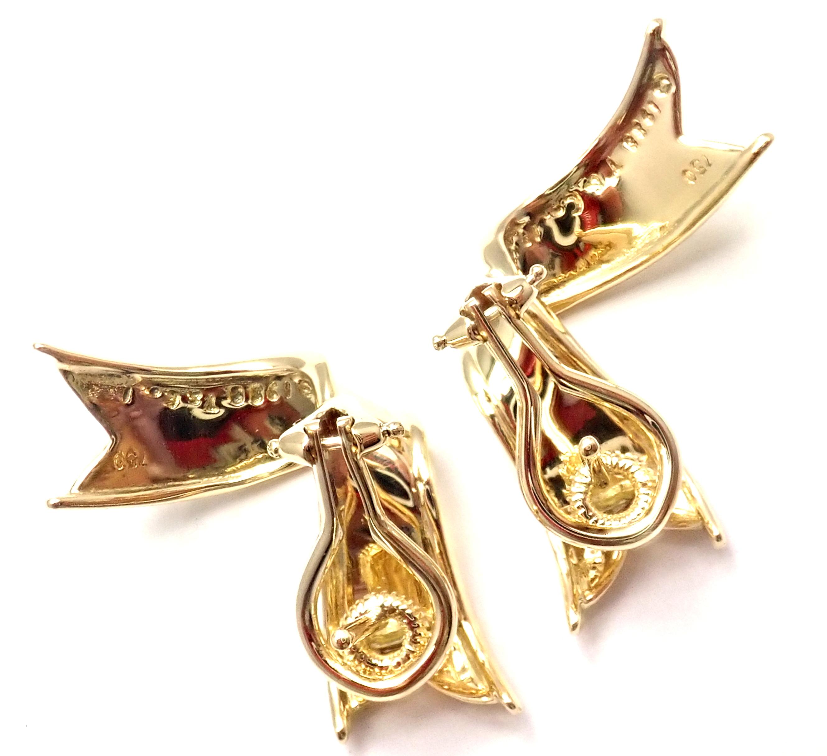 Vintage Tiffany & Co. Boucles d'oreilles rubans en or jaune Excellent état - En vente à Holland, PA