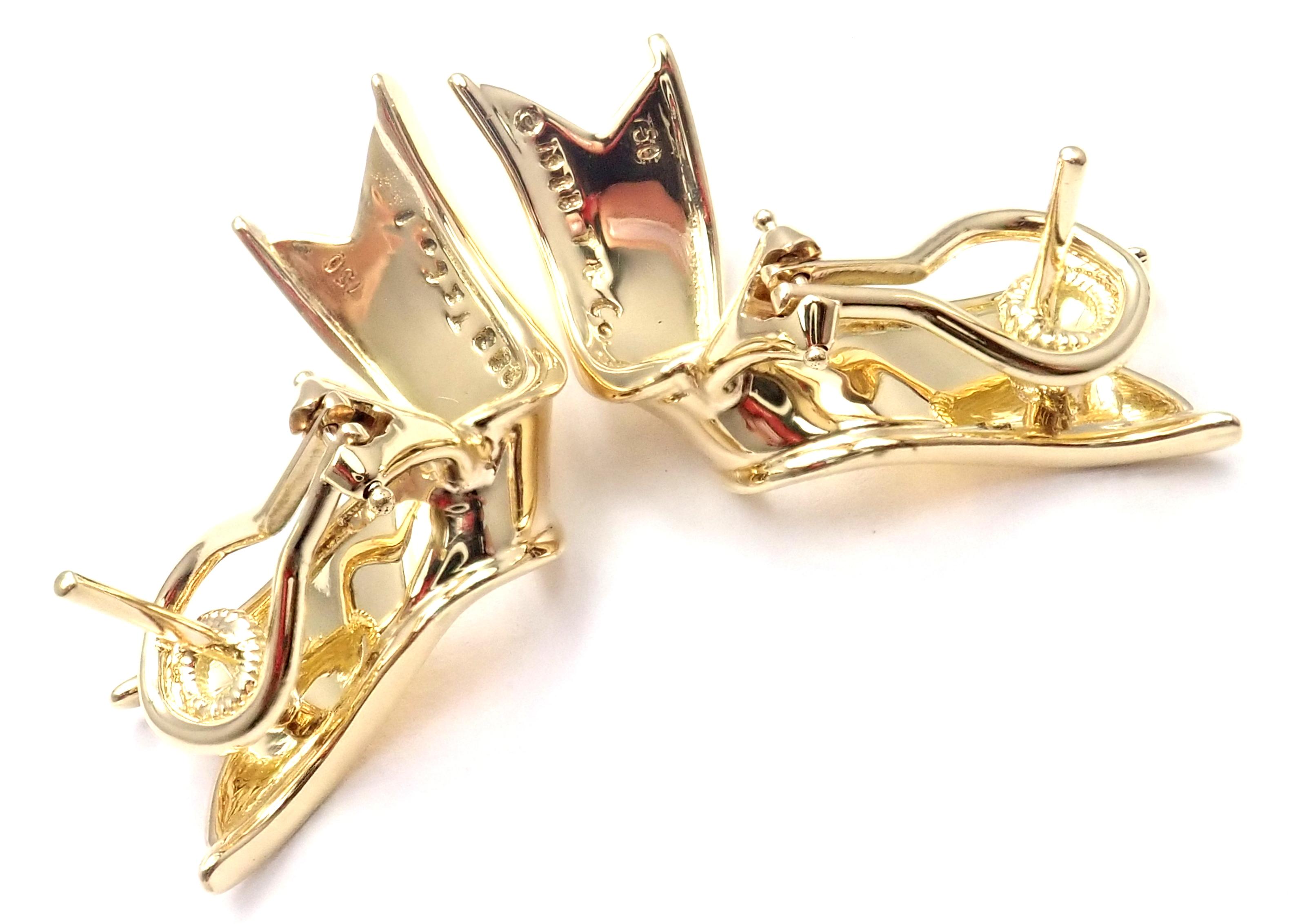 Women's or Men's Vintage Tiffany & Co. Ribbon Yellow Gold Earrings For Sale