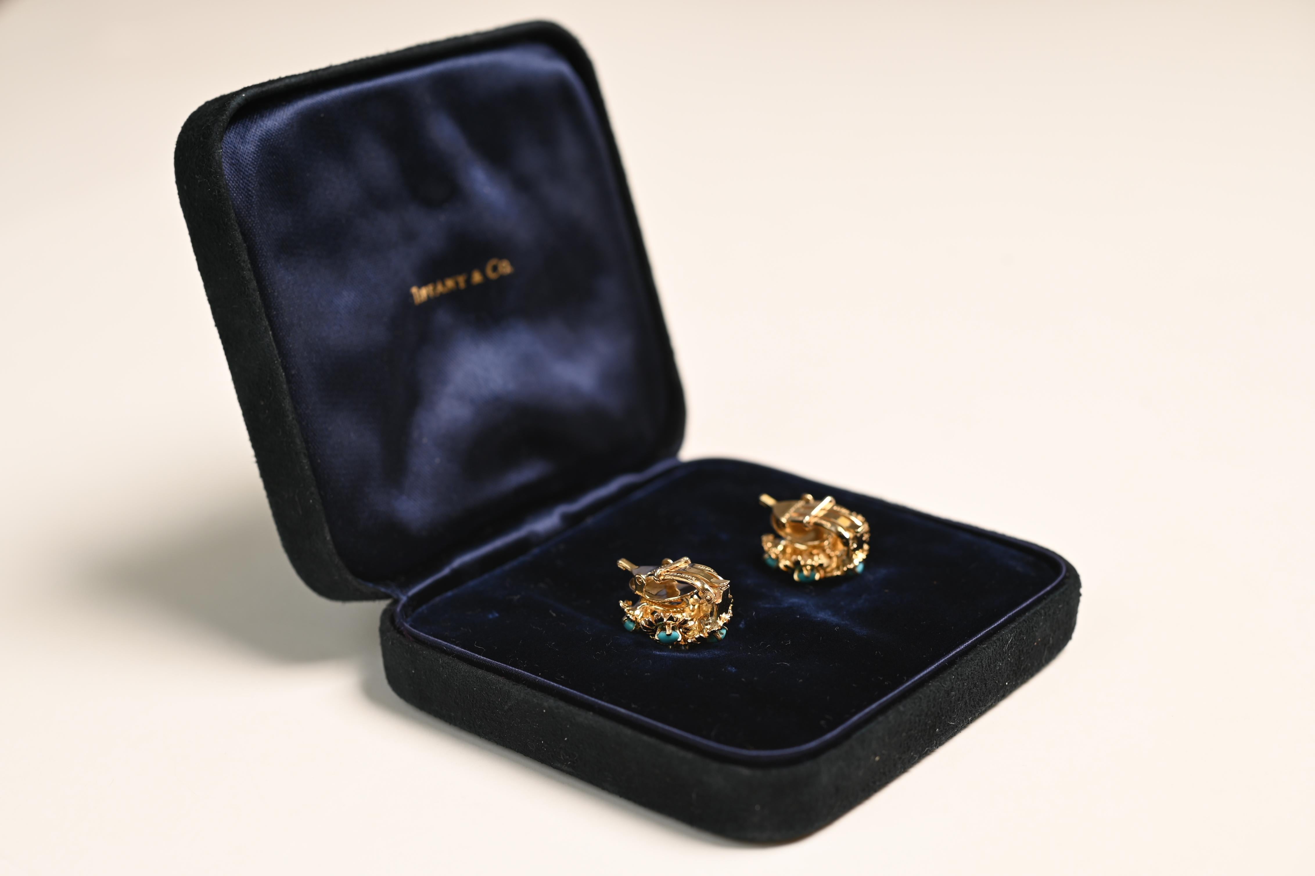 Vintage Tiffany & Co Round Cut Diamond (Approx 0.20-Carats) & Turquoise Earrings In Excellent Condition For Sale In New York, NY