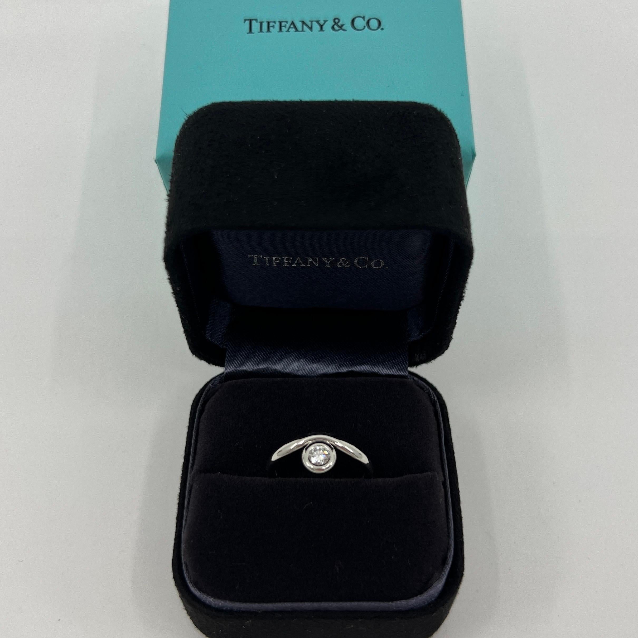 Weinlese Tiffany & Co. Rundschliff Diamant By The Yard 950 Platin Solitär-Ring 5