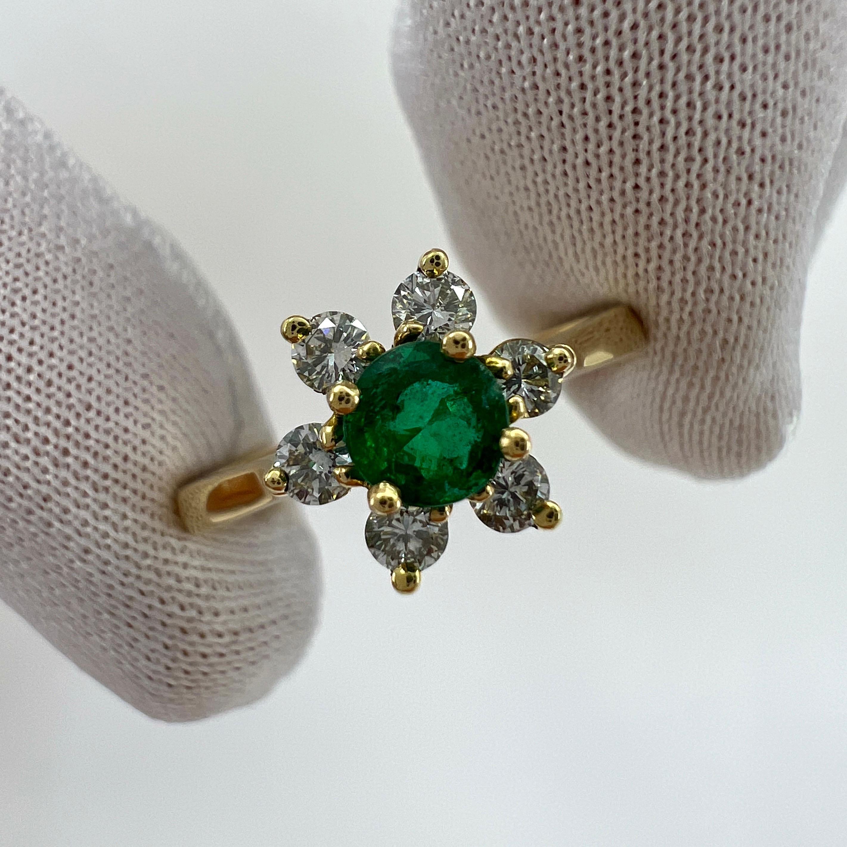 Women's Vintage Tiffany & Co. Round Cut Emerald And Diamond 18k Gold Cluster Flower Ring