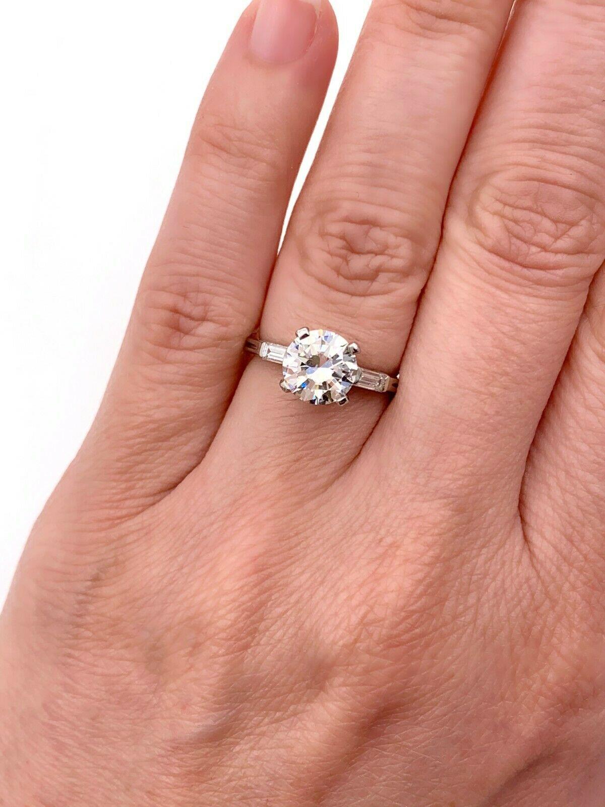 Round Cut Vintage Tiffany & Co. Round Diamond 1.72 Carat Engagement Ring GIA H VS2 For Sale