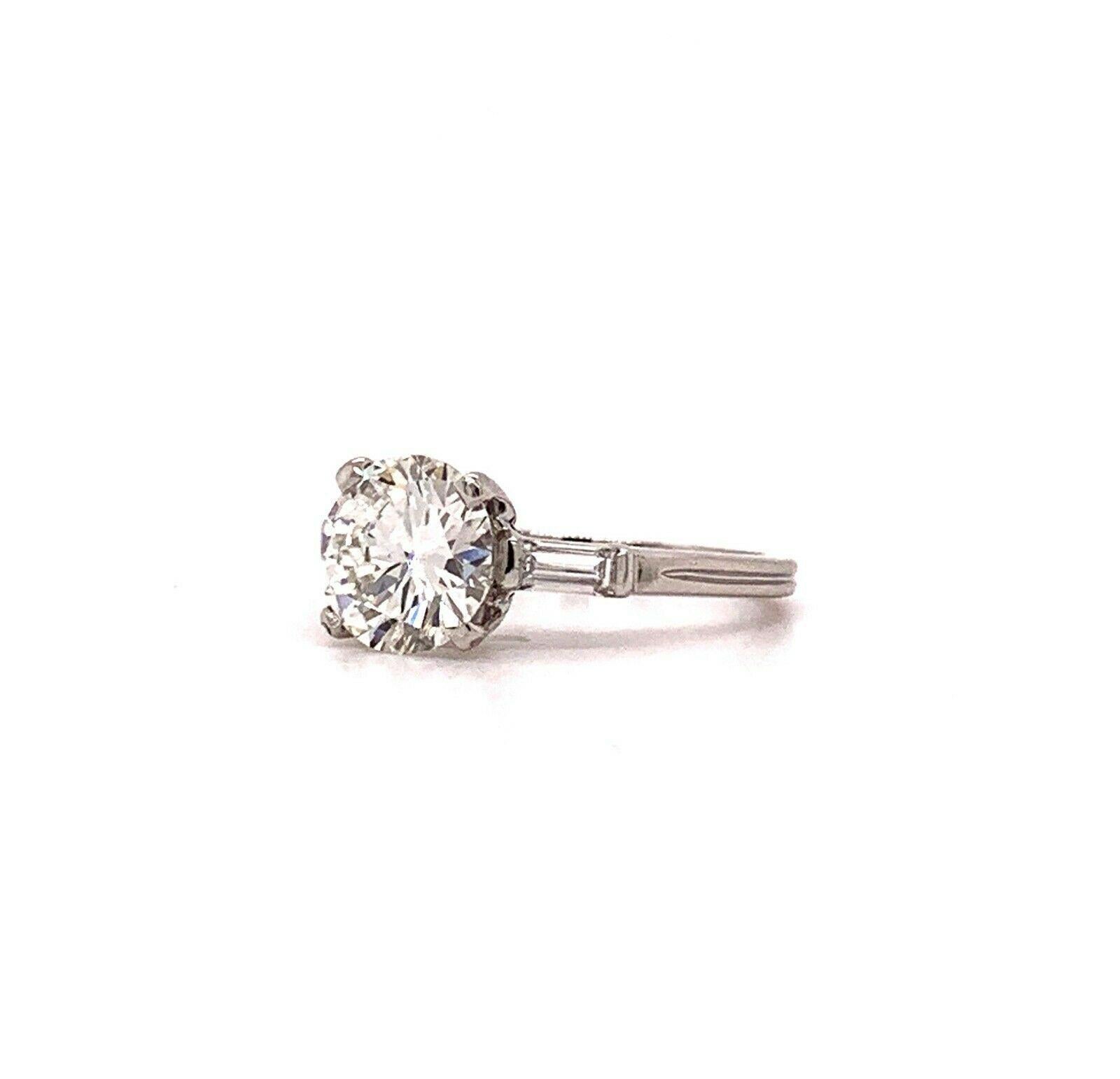 Women's Vintage Tiffany & Co. Round Diamond 1.72 Carat Engagement Ring GIA H VS2 For Sale