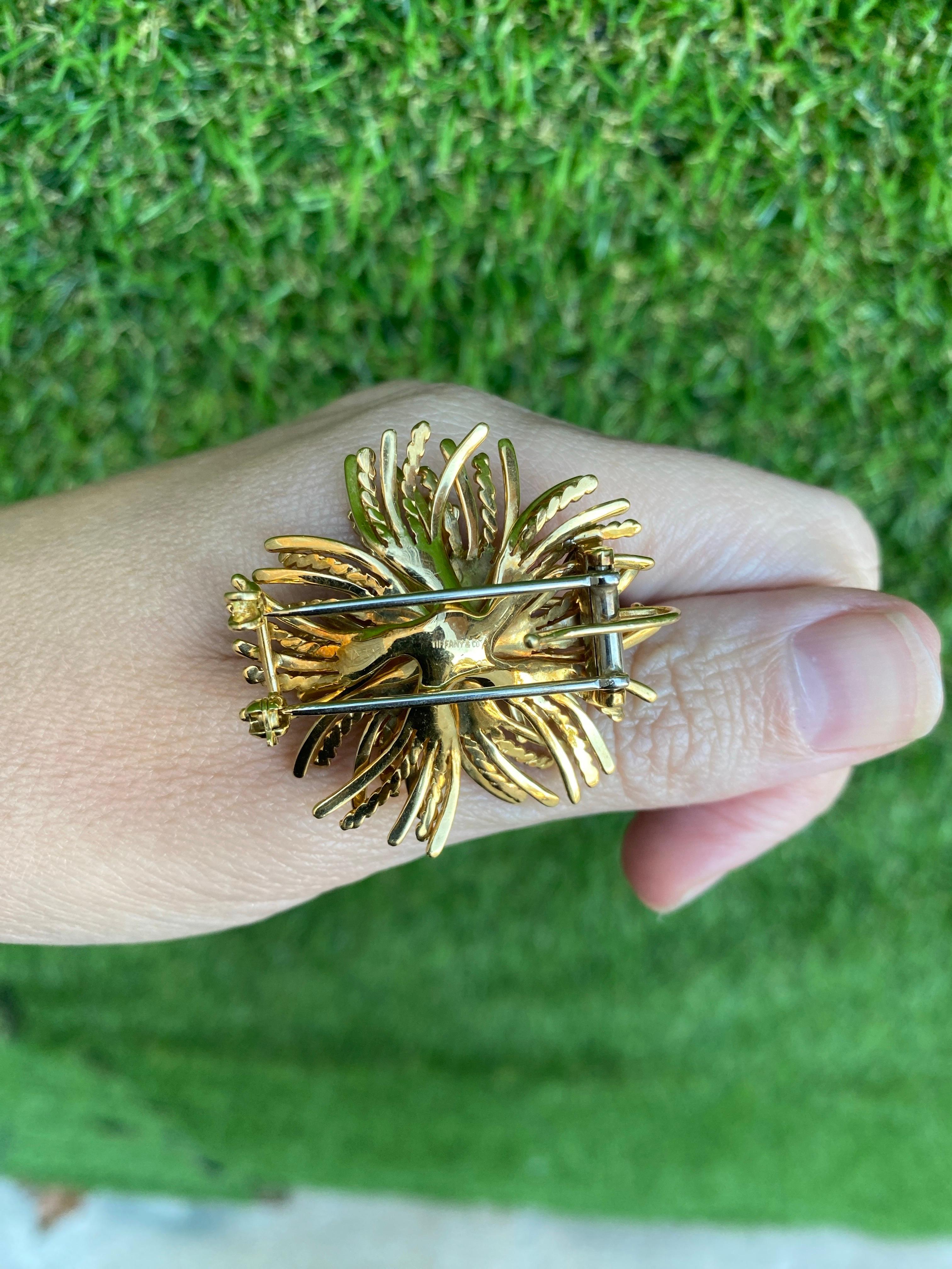 Vintage Tiffany & Co. Round Diamond 18 Karat Yellow Gold Brooch 5