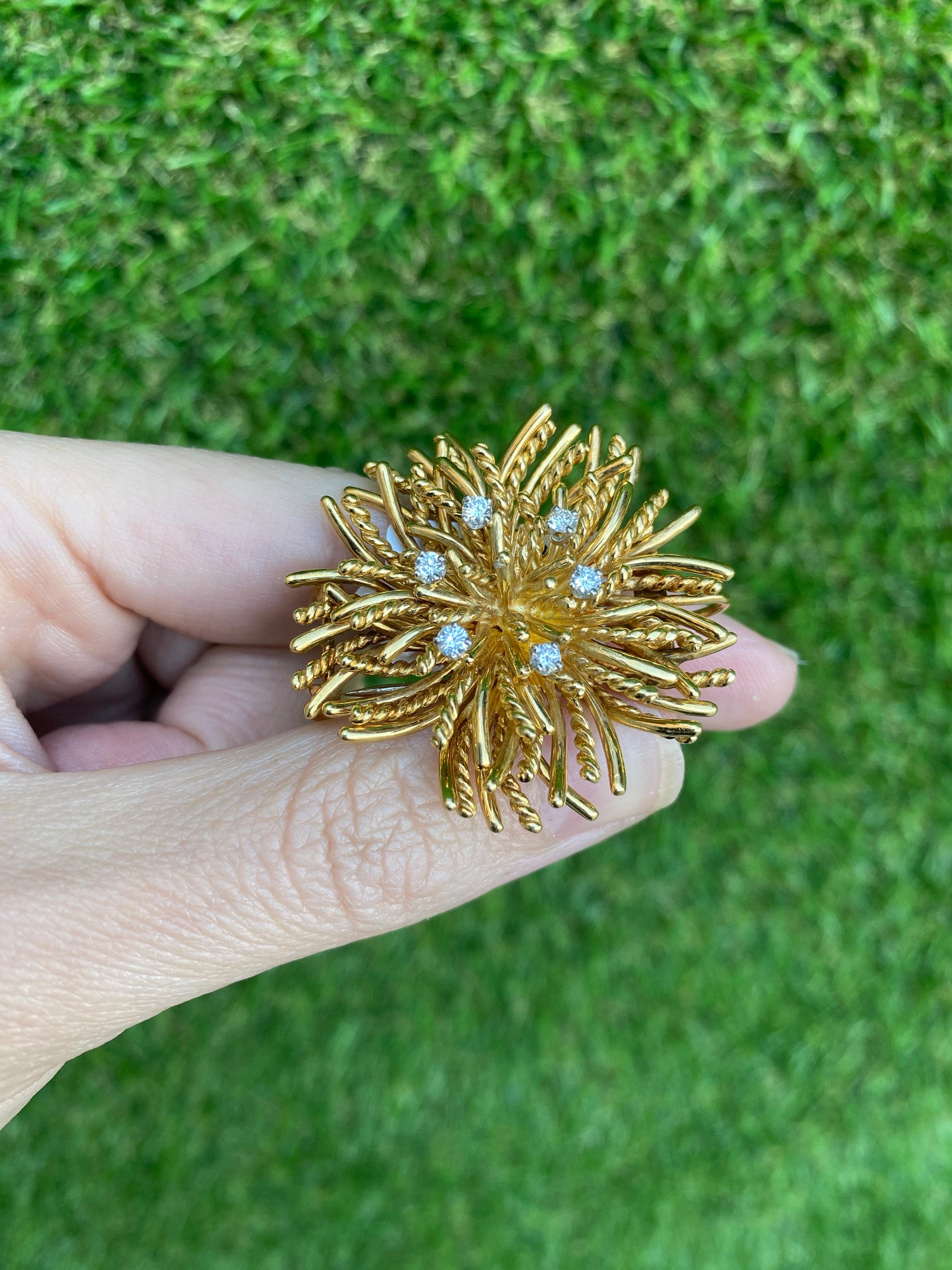Vintage Tiffany & Co. Round Diamond 18 Karat Yellow Gold Brooch 7