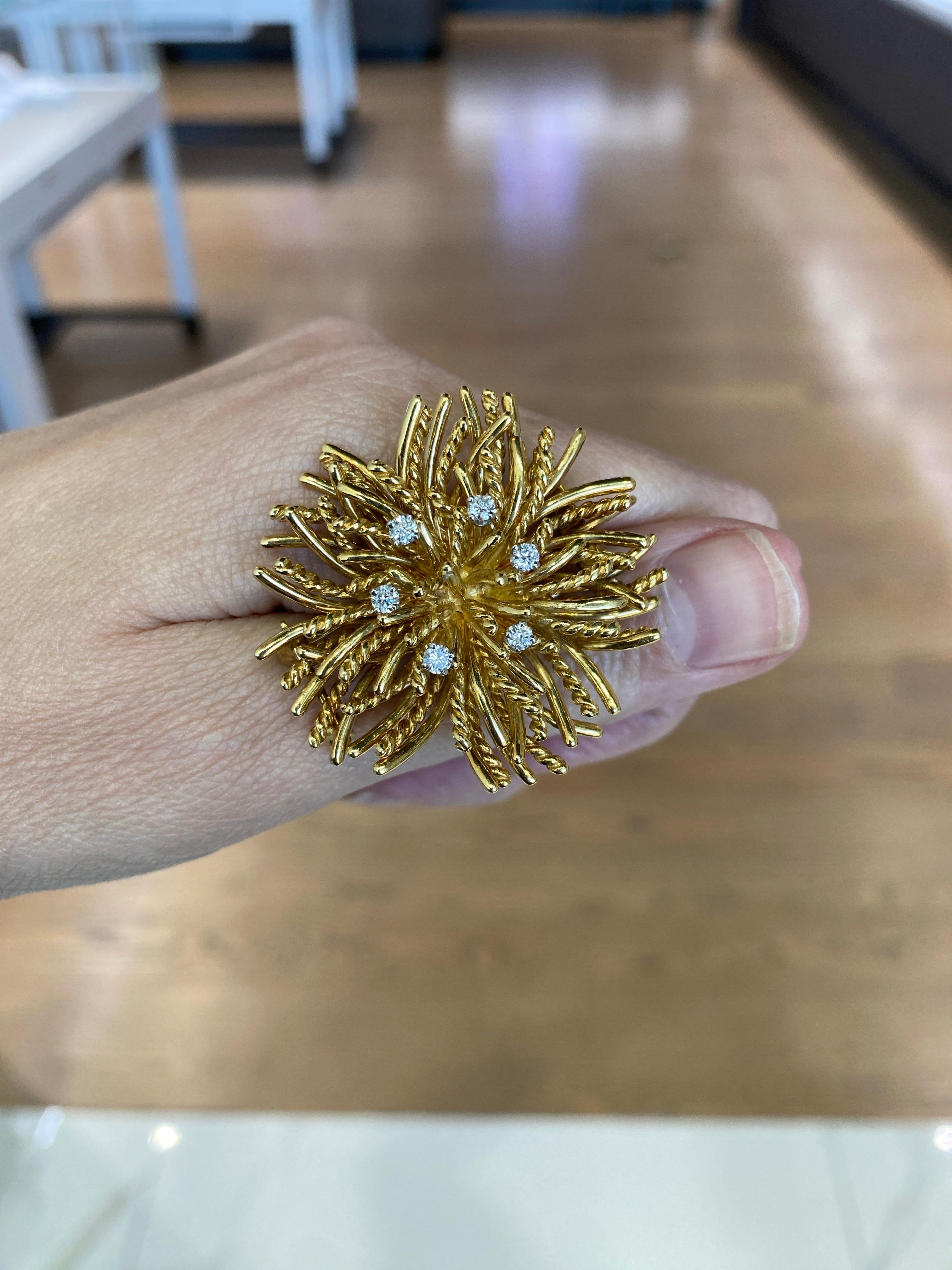 Vintage Tiffany & Co. Round Diamond 18 Karat Yellow Gold Brooch 1