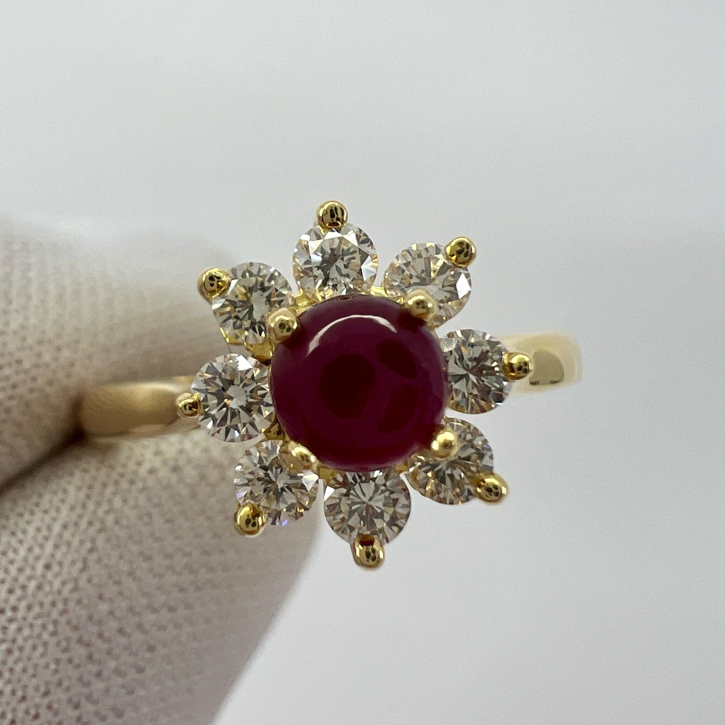 Vintage Tiffany & Co. Round Ruby And Diamond 18k Gold Cluster Flower Ring US5.5 For Sale 2