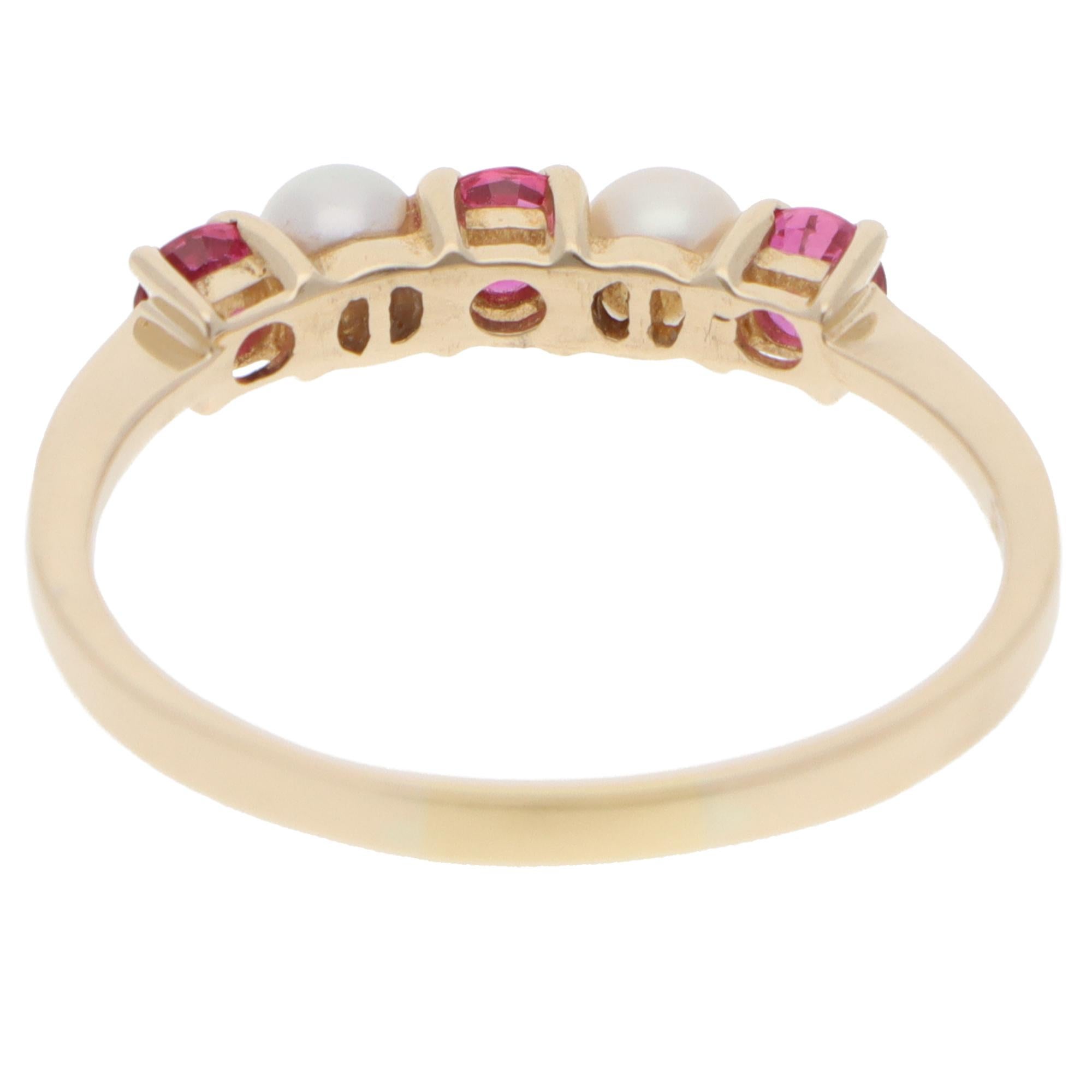 Women's or Men's Vintage Tiffany & Co. Ruby and Pearl Ring in Yellow Gold For Sale