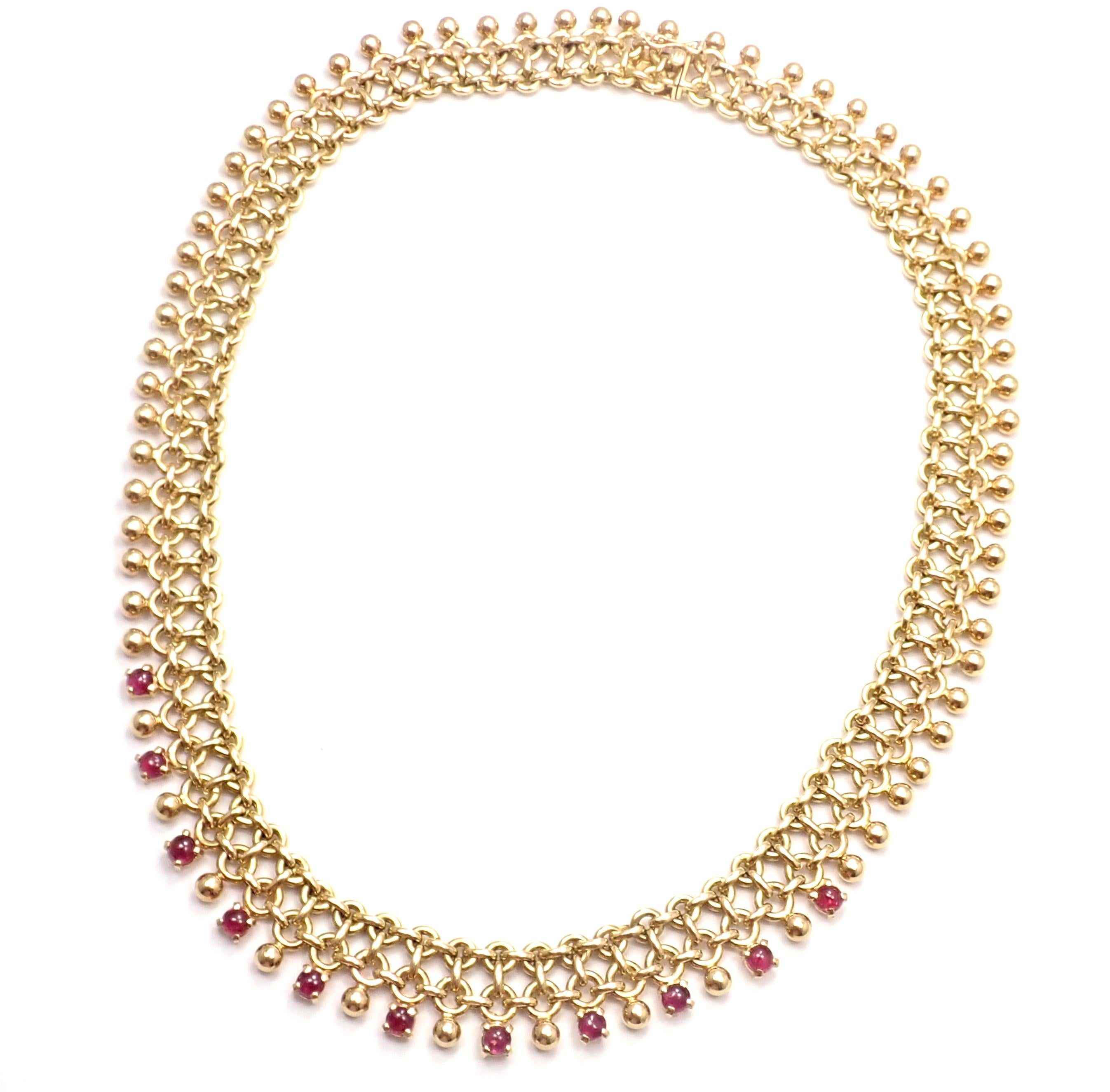 Taille cabochon Vintage Tiffany & Co. Collier en or jaune avec collier de rubis en vente
