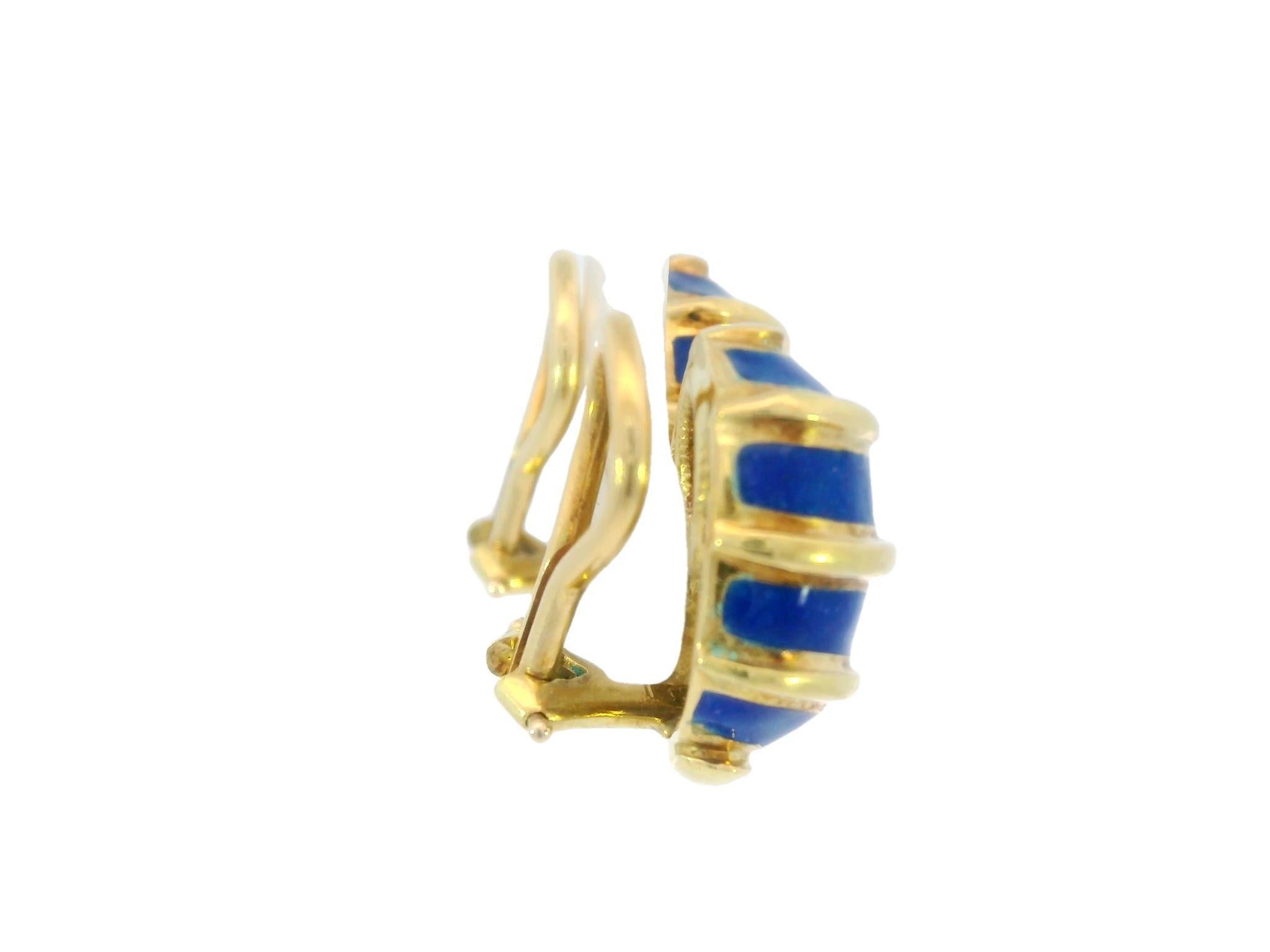 Vintage Tiffany & Co. Schlumberger Blue Enamel Clip On Earrings in 18K Gold In Good Condition In Fairfield, CT
