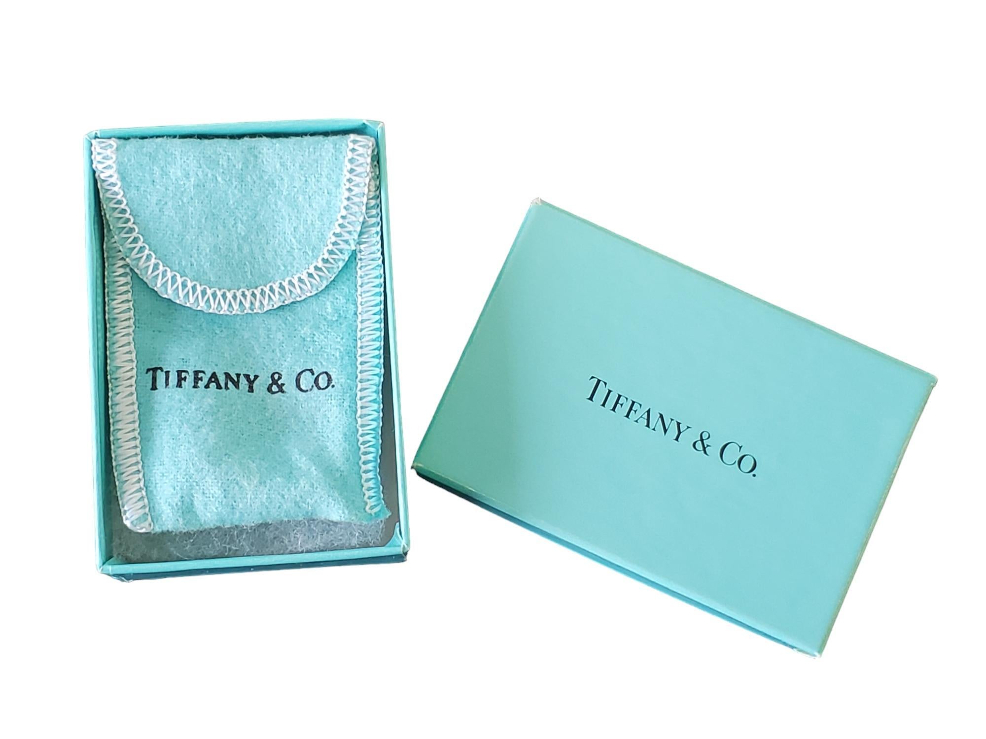 Vintage Tiffany & Co. Croix et collier en argent 18 carats 24