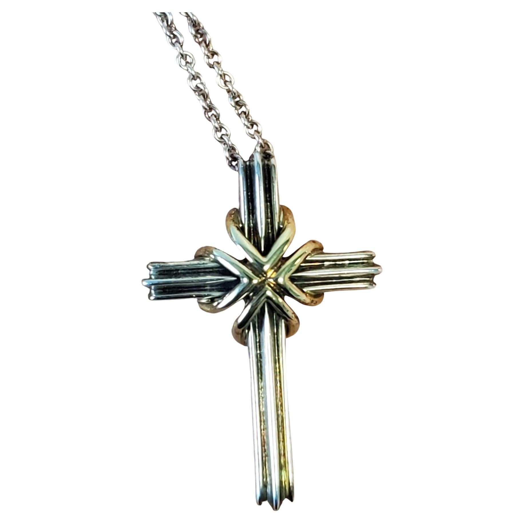 What is a necklace with a cross called?