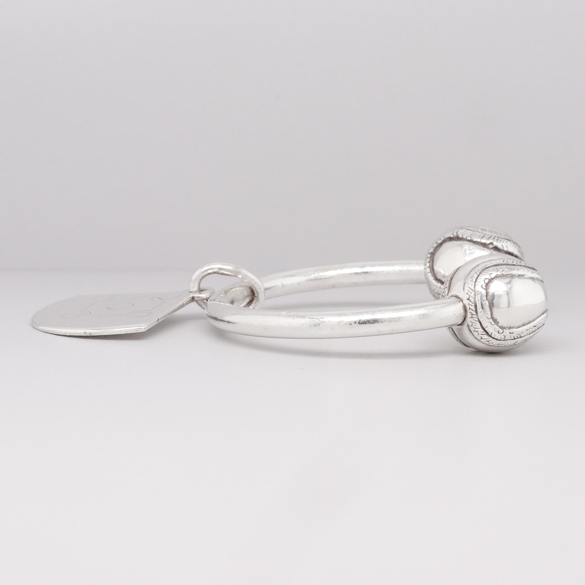 Tiffany & Co. d'epoca. Anello portachiavi con palla da baseball e diamanti in argento sterling in vendita 6