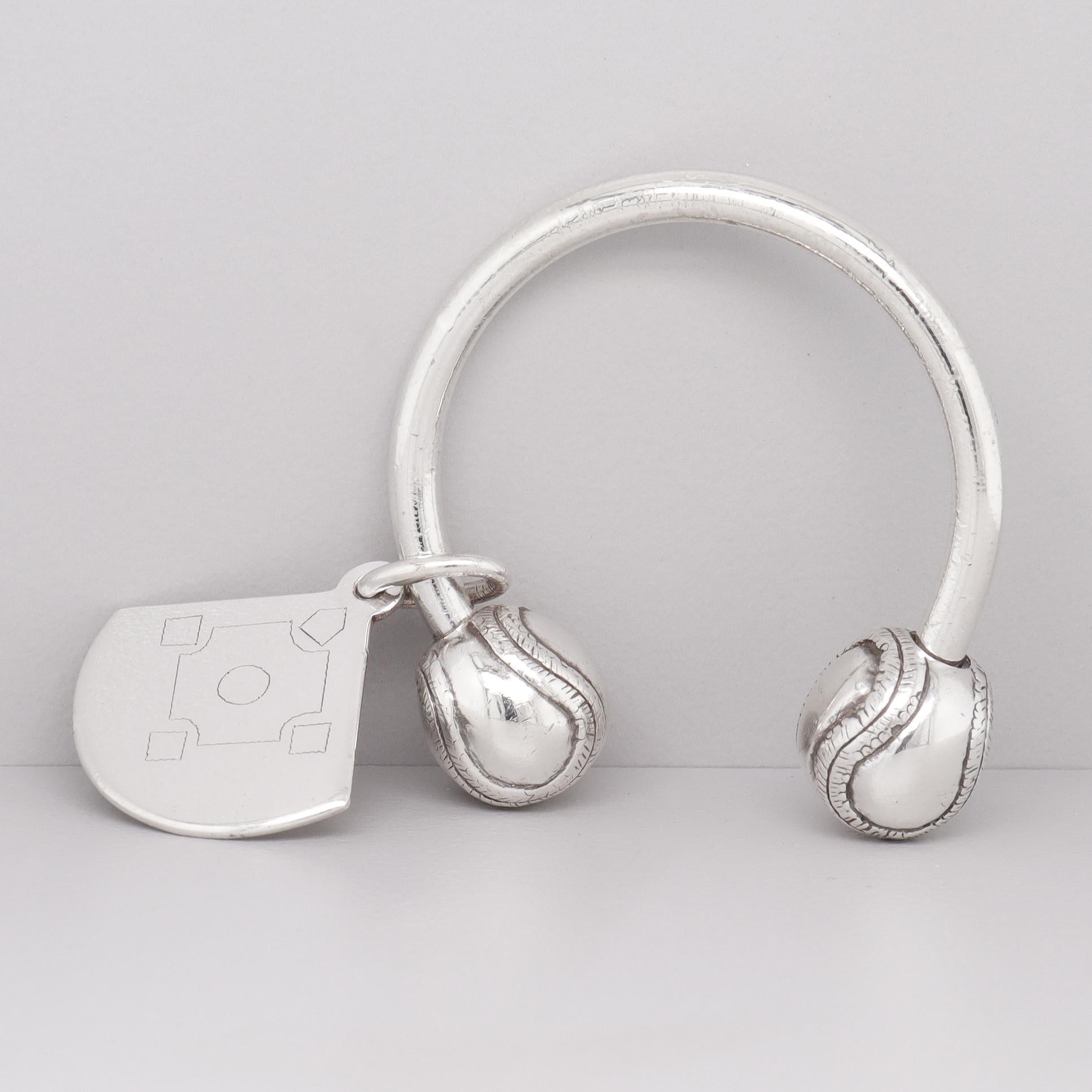 Vintage Tiffany & Co. Porte-clés en argent sterling avec balle de baseball et diamants