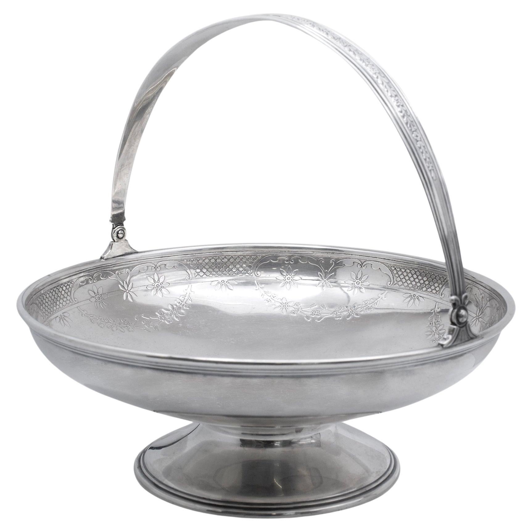 Brand: Tiffany & Co

Diameter: 9.00 inches

Weight: 544.60 grams

One designer made hand engraved, textured silver, vintage Bowl. Engraved with 