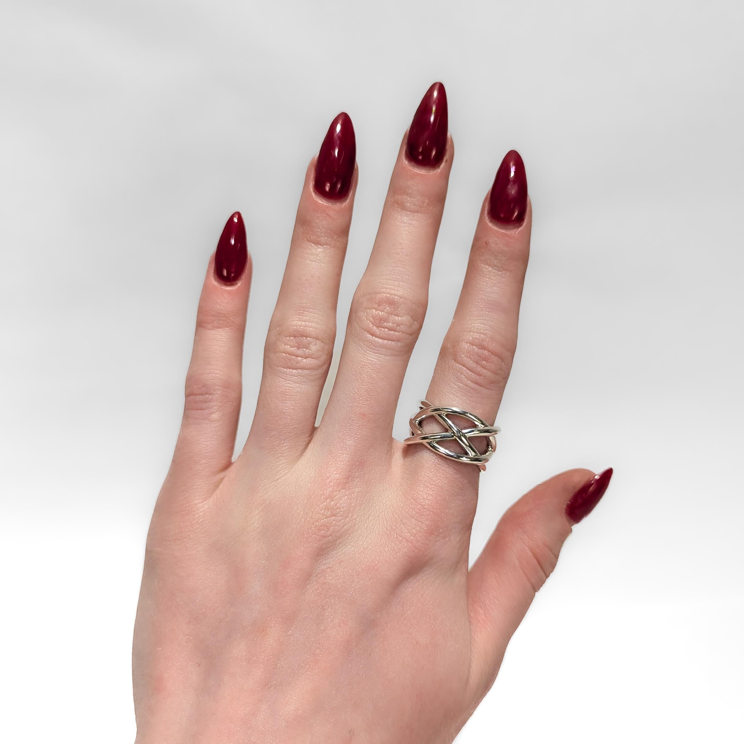 Vintage Tiffany & Co. Anillo entrecruzado trenzado de plata de ley Retro en venta