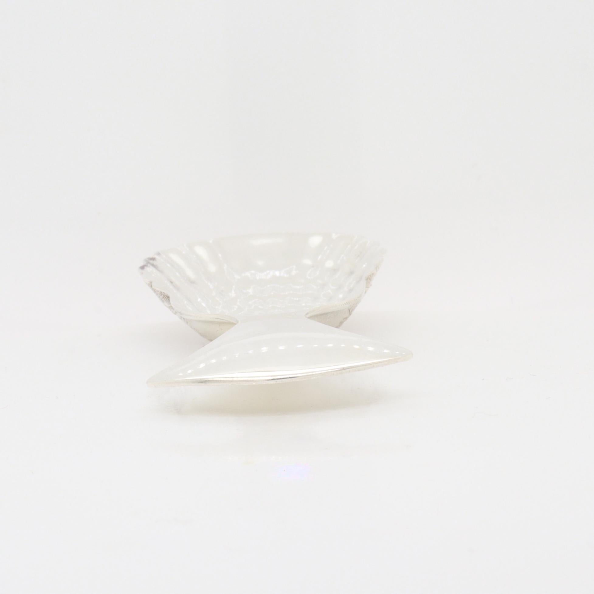 Vintage Tiffany & Co. Sterling Silver Figural Shell Tea Caddy Spoon For Sale 5