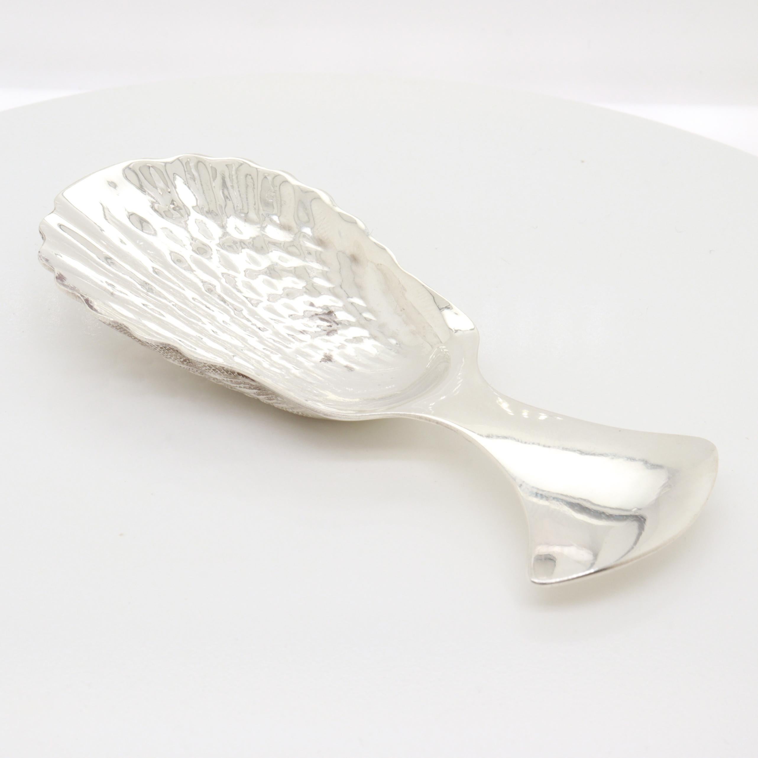 Vintage Tiffany & Co. Sterling Silver Figural Shell Tea Caddy Spoon For Sale 8